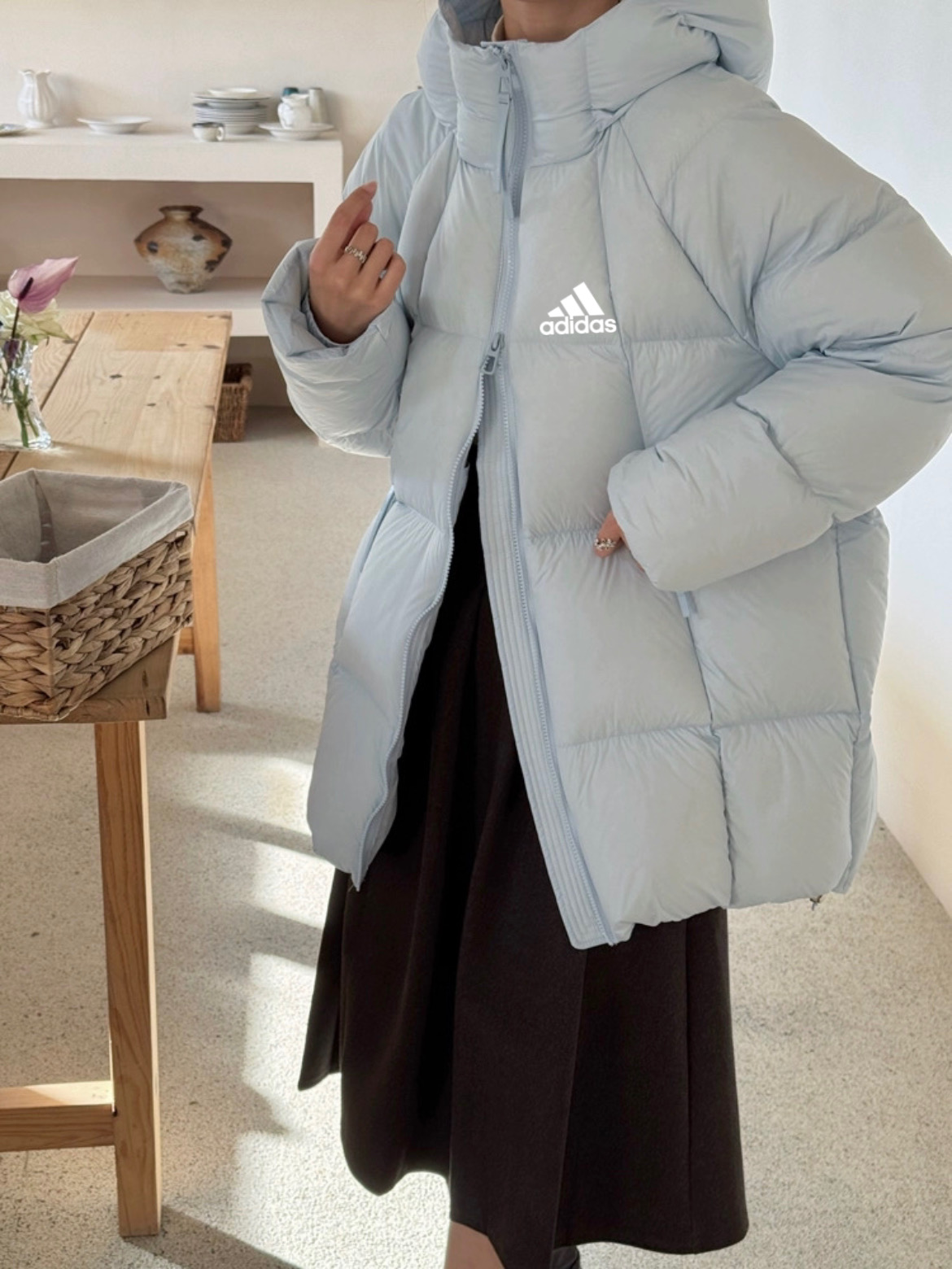 adidas ダウンジャケット ロングタイプ 保温性抜群 通勤カジュアル パステルブルー