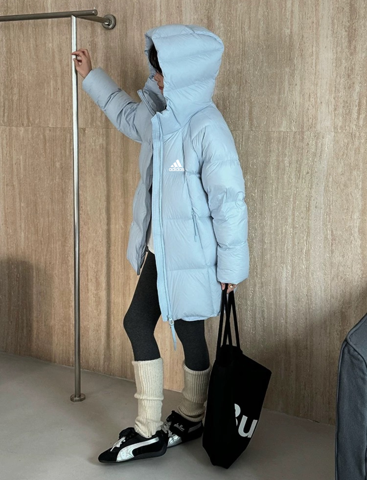adidas ダウンジャケット ロングタイプ 保温性抜群 通勤カジュアル パステルブルー - 画像 3