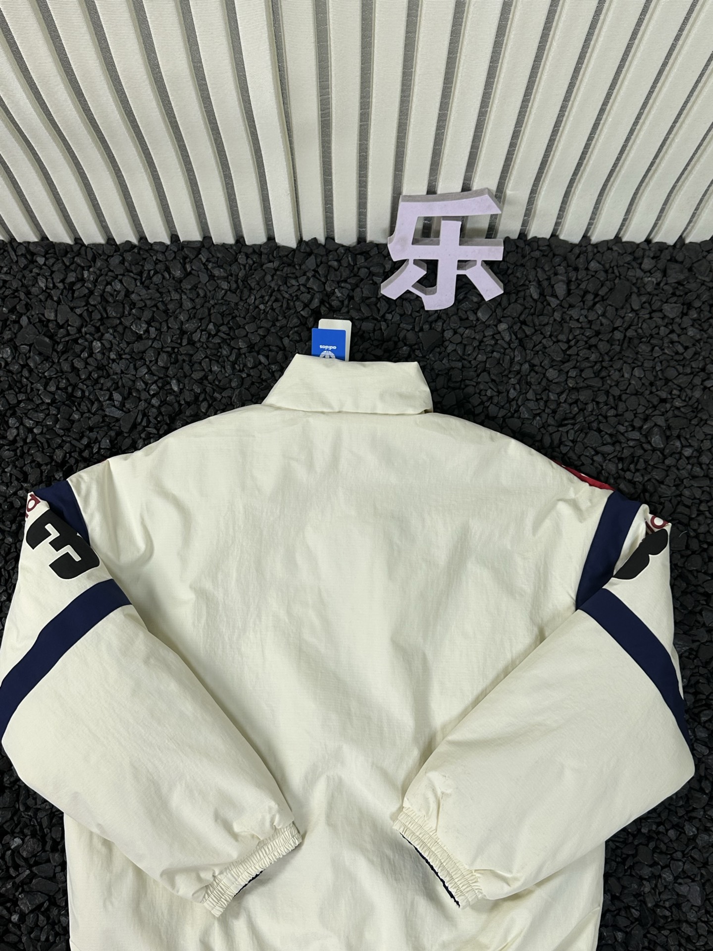 adidas ナイロンジャケット 2WAY チームロゴ 3ストライプス ホワイト ネイビー - 画像 8