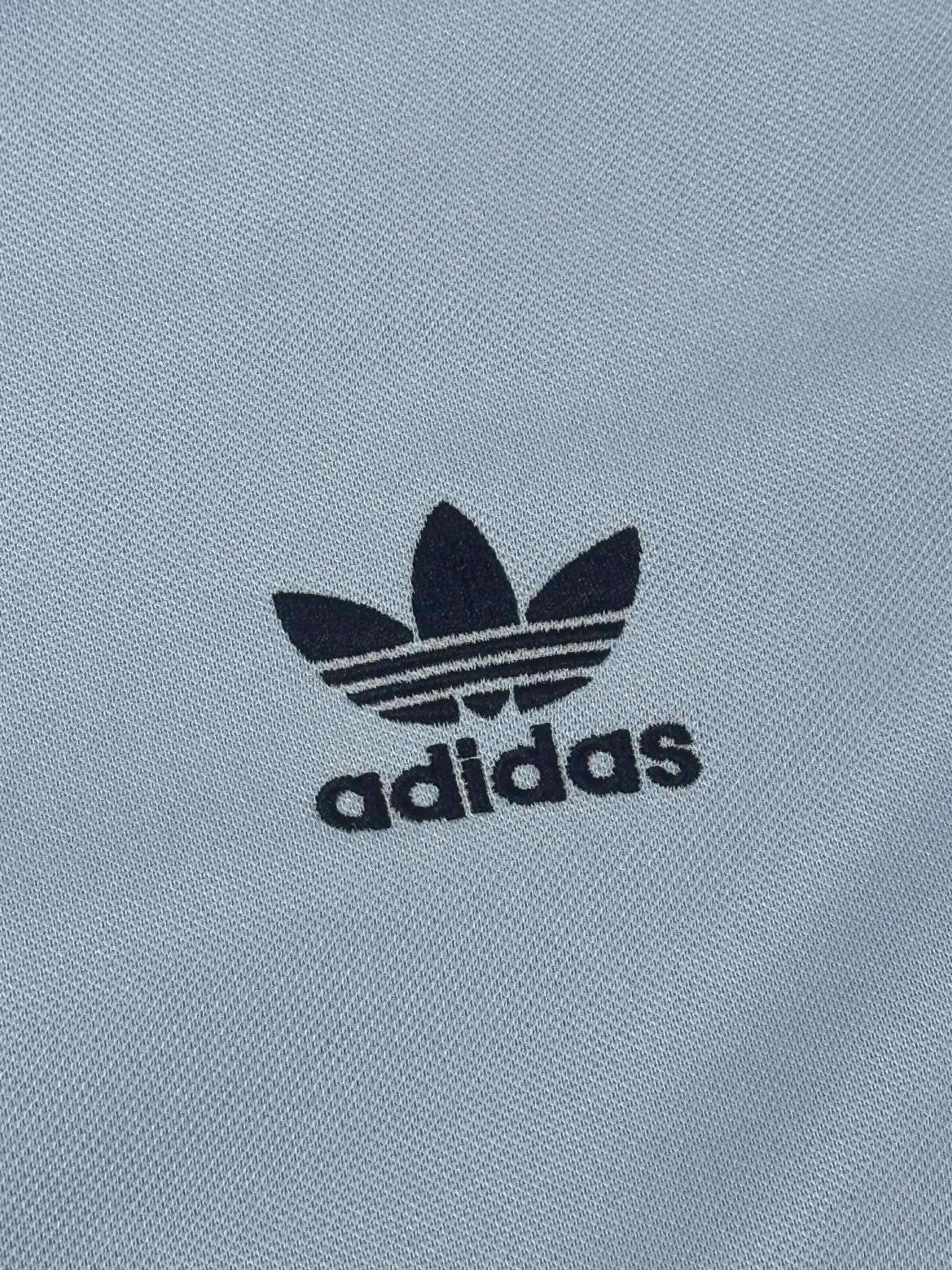 adidas トラックジャケット オリジナルス ミニロゴ チェーン付き ライトブルー/ネイビー ナイロン - 画像 5