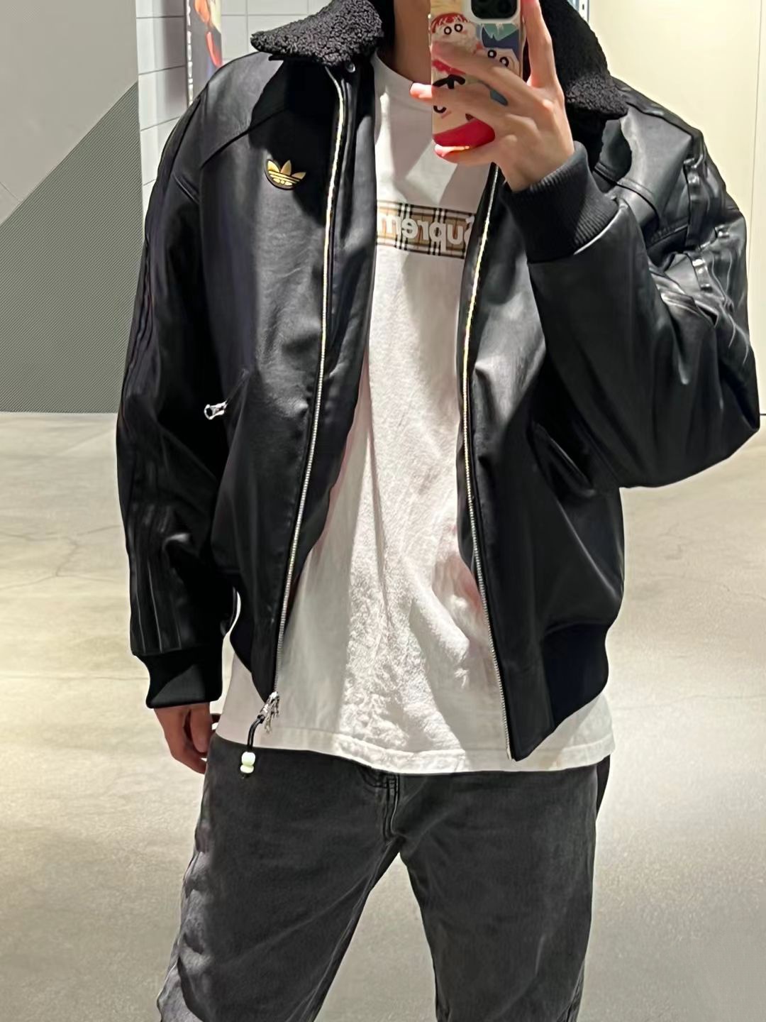 ADIDAS ジャケット ブーメラン オーバーサイズ ファーライニング ブラックレザー 2WAY収納 通勤カジュアル - 画像 9