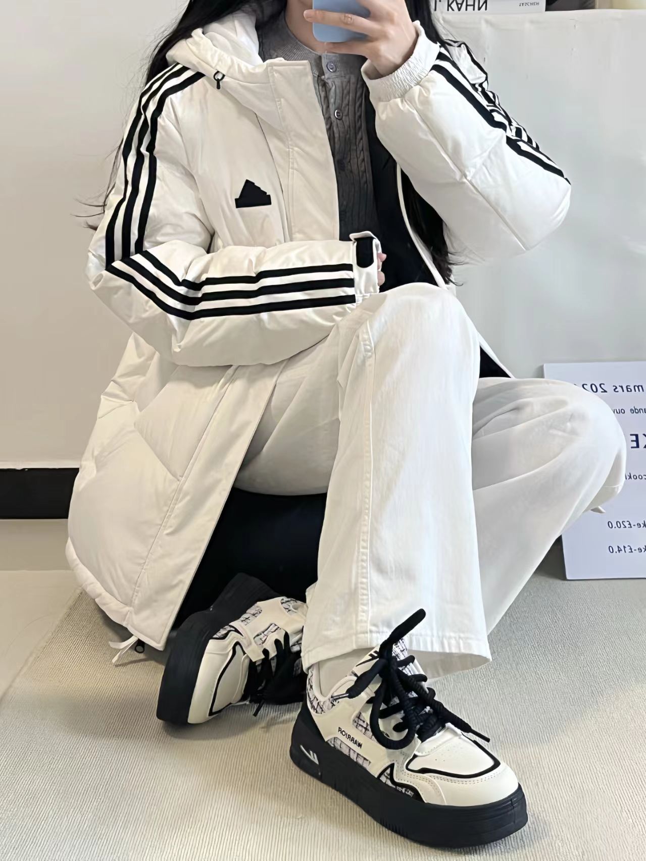 ADIDAS ダウンジャケット 3ストライプス フード付き 通勤カジュアル ホワイト/ブラック/グレー ナイロン - 画像 9