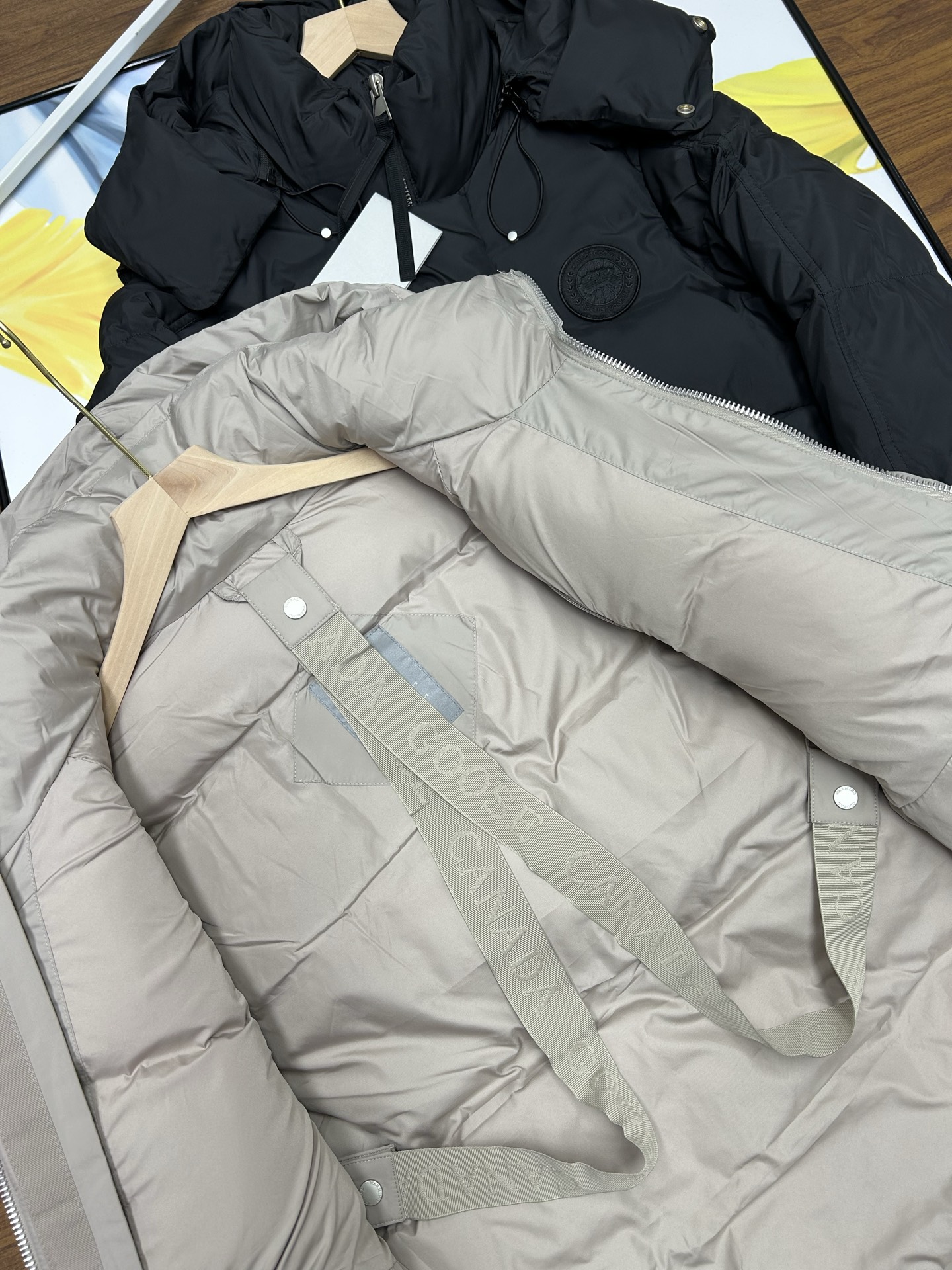 CANADA GOOSE ダウンベスト ミニサイズ 2WAY 通勤 保温 ブラック ベージュ ネイビー - 画像 4