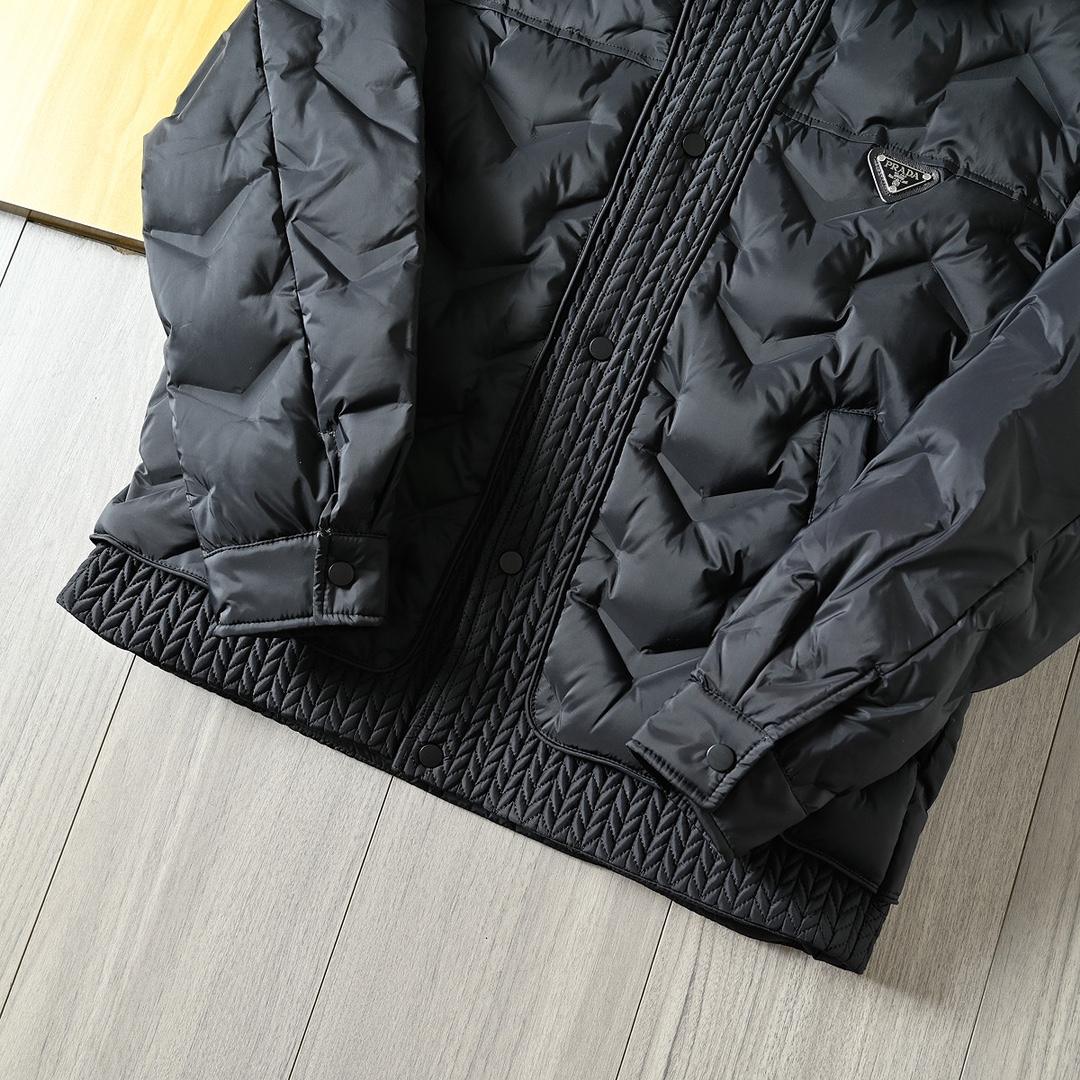 PRADA ダウンジャケット パデッドジャケット 高級ライン 本物 ブラック レザー調トリム 撥水加工 - 画像 6