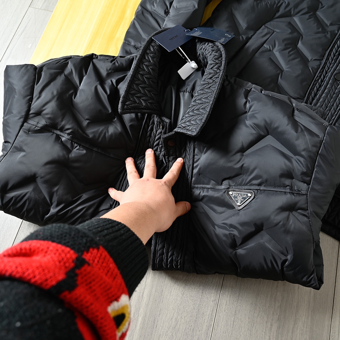 PRADA ダウンジャケット ファッション ブラック ネイビー シャツジャケット ダブルブレスト 2WAY ファッション ブラック ネイビー ナイロン - 画像 8
