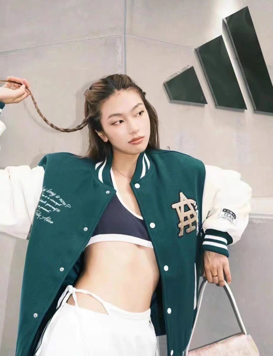 ADIDAS ブルゾン レディース メンズ 2WAY 2025新作 チェーン付き ネイビー/ブラック/グリーン/ホワイト レザー×キャンバス - 画像 2