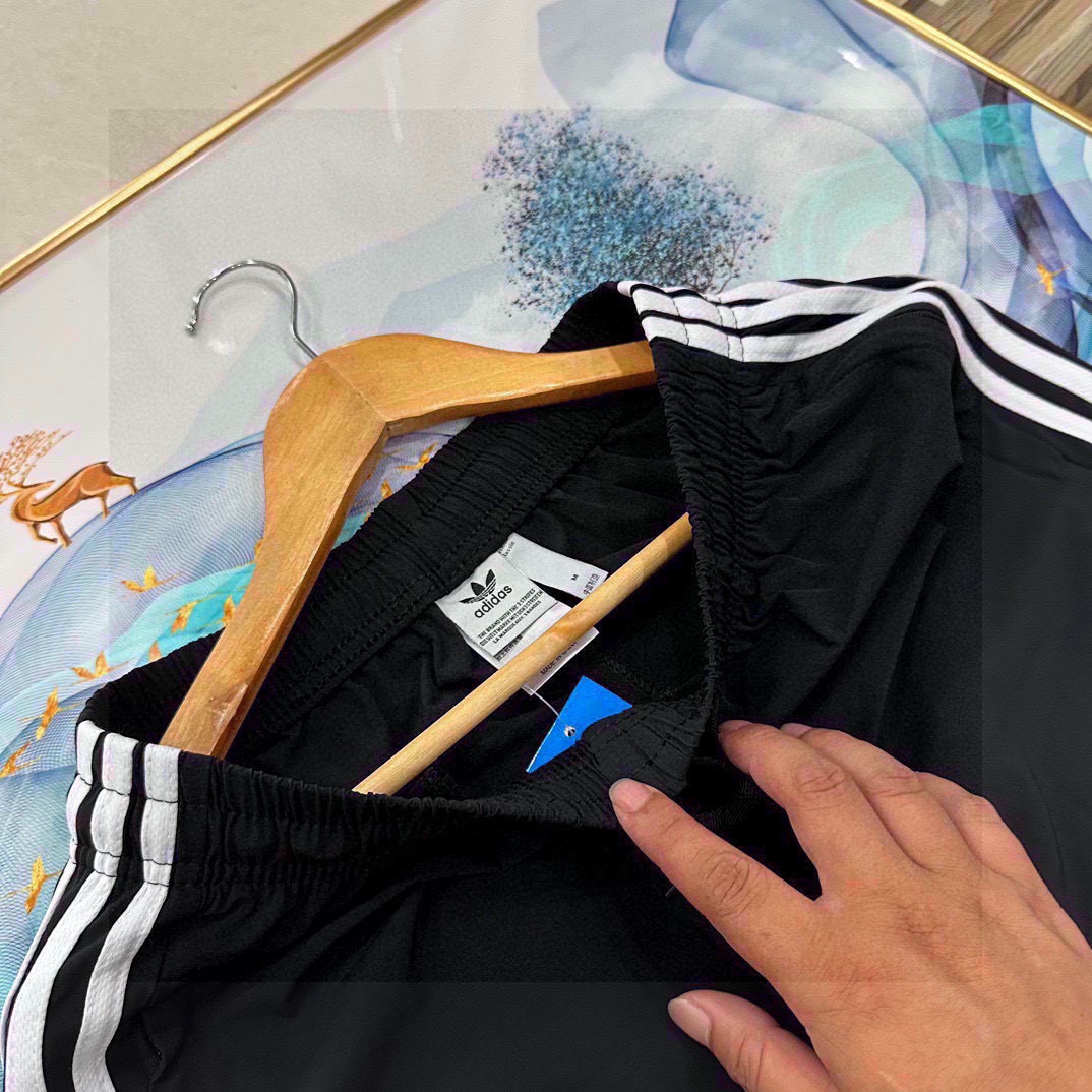 adidas トレーナーパンツ 3本線 スポーツウェア 通勤カジュアル ブラック フリーサイズ - 画像 4