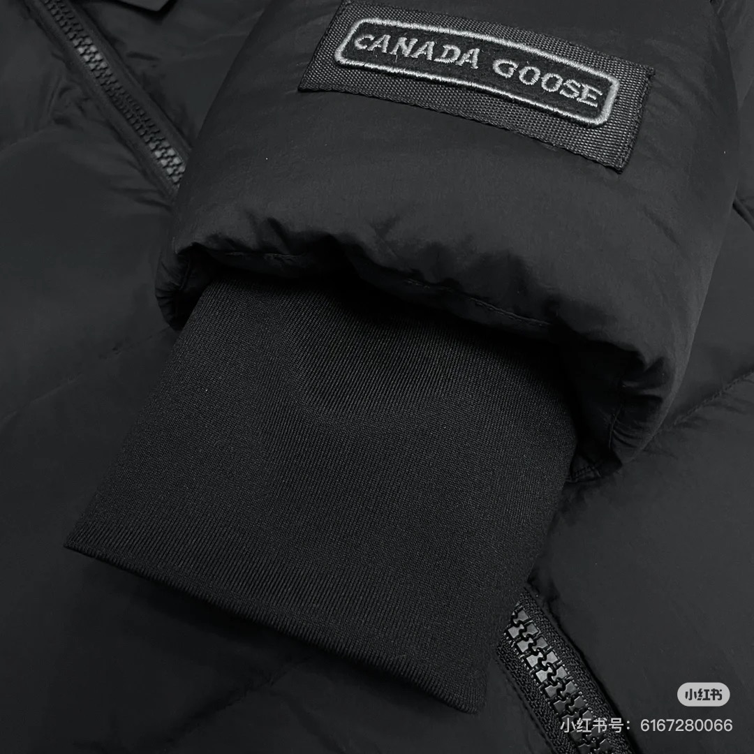CANADA GOOSE ダウンジャケット Expeditionモデル 防寒性能高 保温力抜群 ブラック/レザー調 - 画像 2