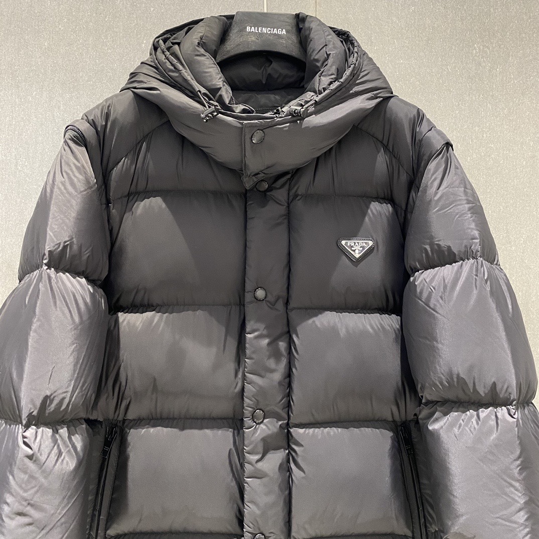 BALENCIAGA ダウンベスト ミニサイズ フード付き ダブルジップ ブラック レザー調 - 画像 5