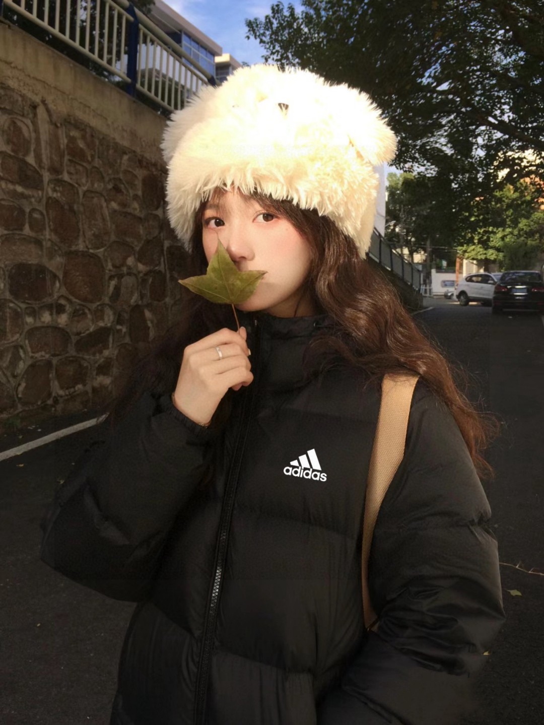 adidas ダウンジャケット フード付き 軽量通勤カジュアル ブラック - 画像 8