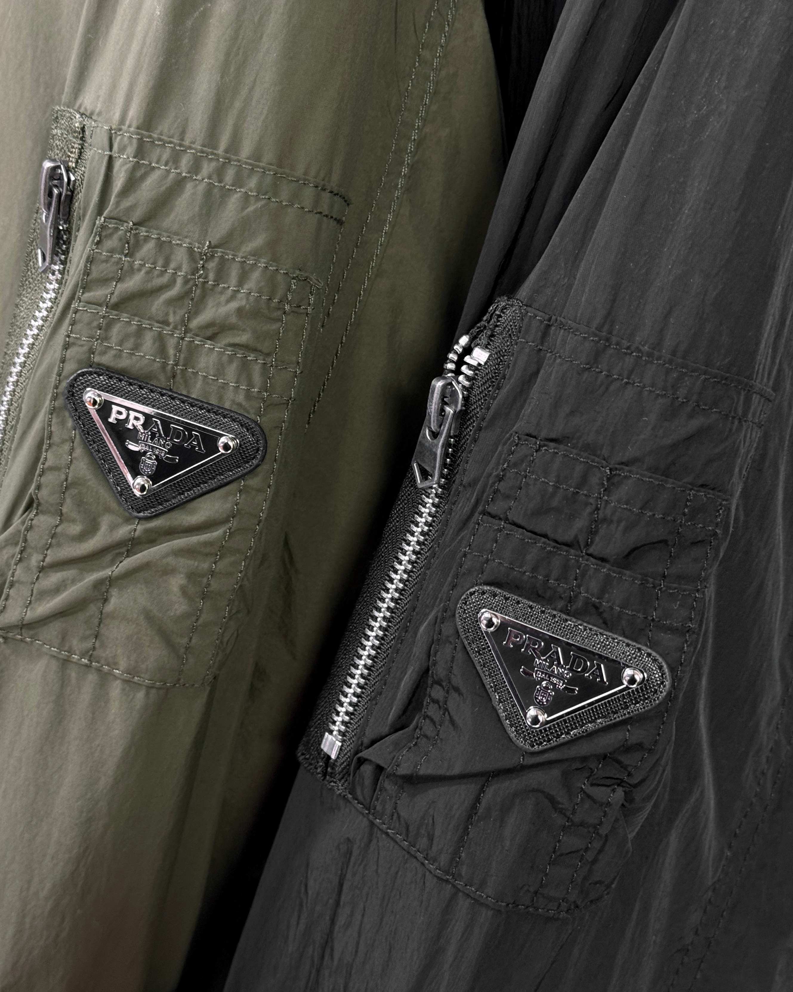 PRADA ダウンジャケット パーカー 90%ダウン 収納力抜群 ブラック ネイビー レザートリム - 画像 5