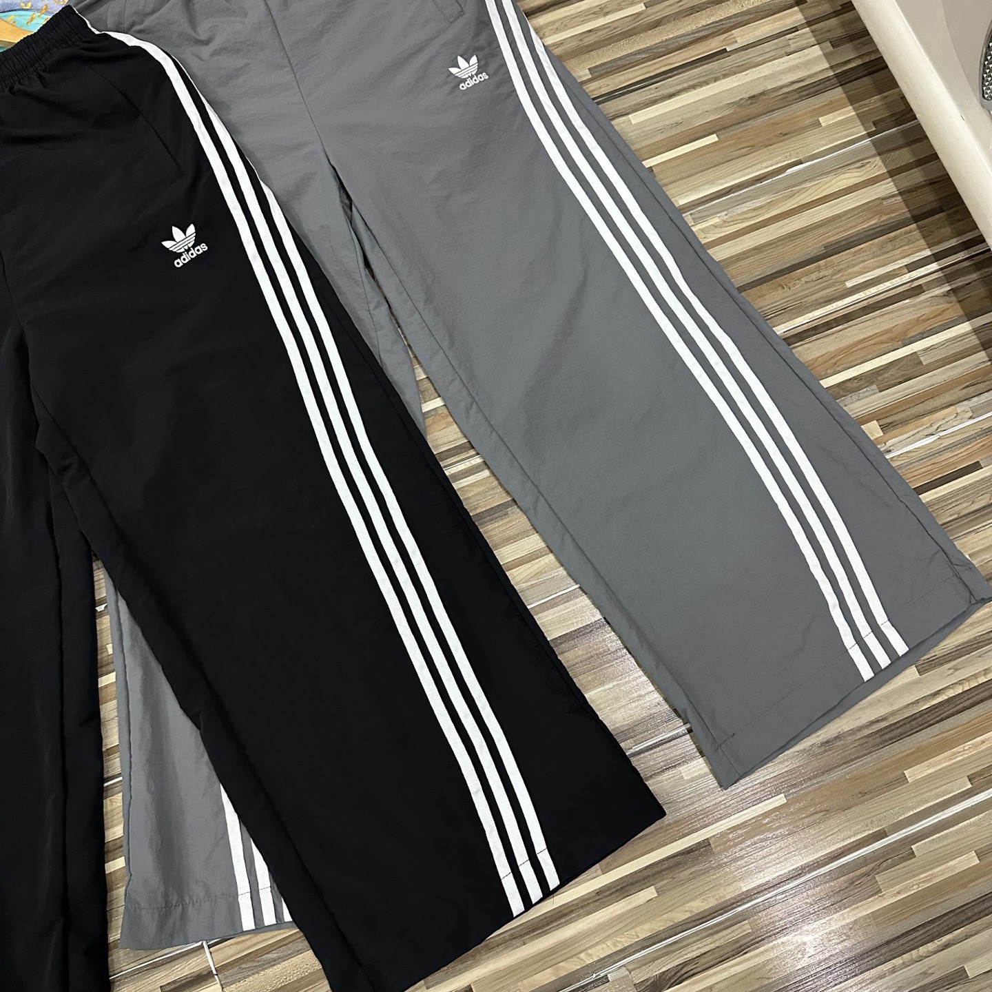 adidas パンツ ウェア レギンス 3本ライン ファッション ブラック グレー ポリエステル - 画像 4