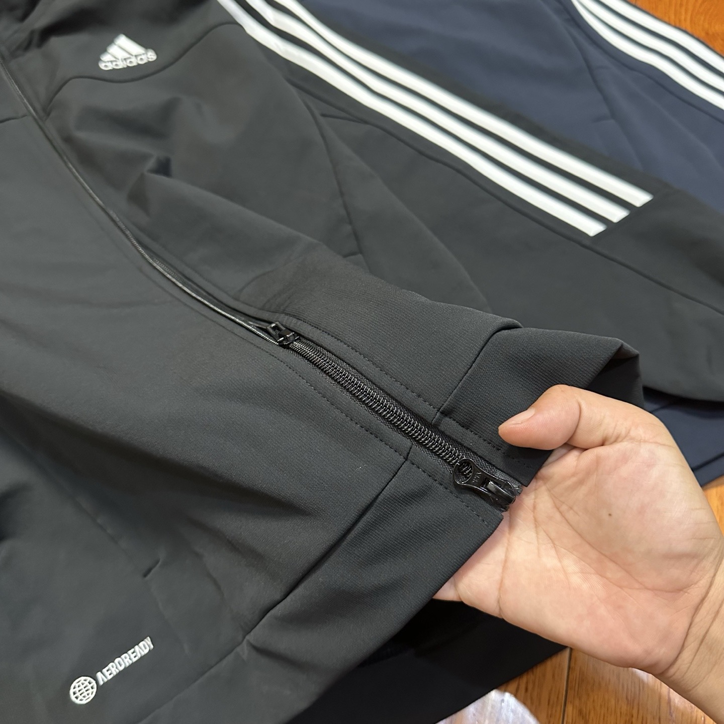 adidas トレーニングジャケット AEROREADY 3ストライプス 通勤カジュアル ブラック ネイビー ダークグレー ポリエステル - 画像 9