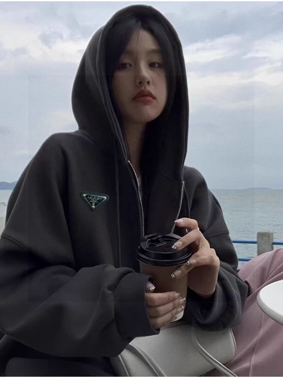 PRADA パーカー 2WAY フード付き ファッション カジュアル ブラック ホワイト グレー マルチカラー コットン混 - 画像 4