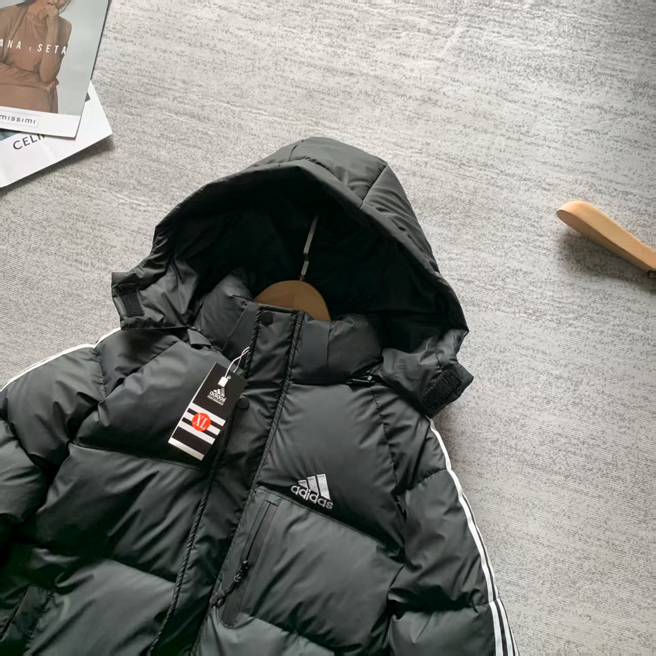 adidas ダウンジャケット パフジャケット 3本線デザイン 通勤カジュアル ブラック ポリエステル - 画像 6