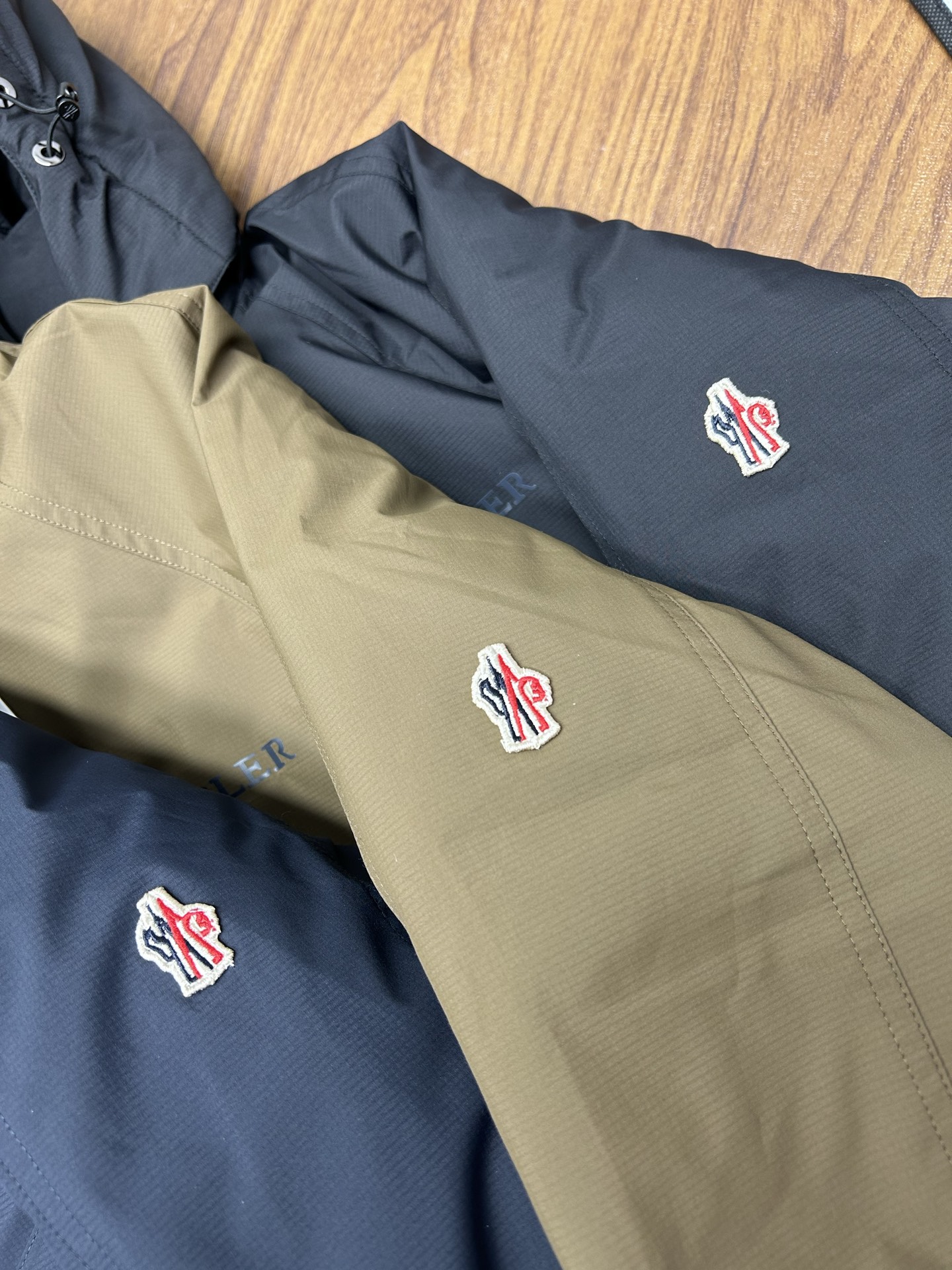 MONCLER ダウンジャケット パーカー フード付き 防寒対応 カジュアル ブラック ネイビー カーキ マルチカラー - 画像 7