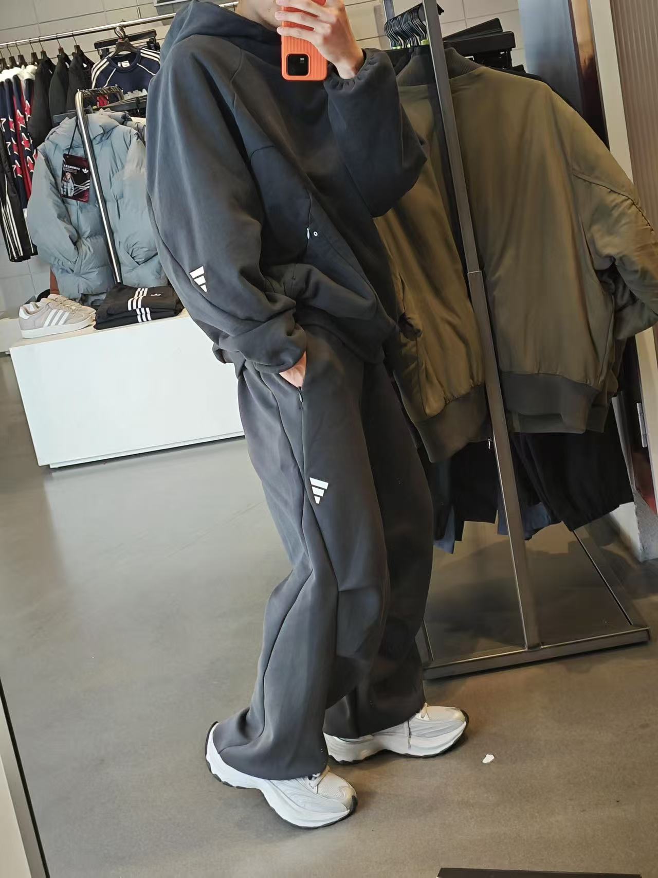 ADIDAS トレーナーパンツ ワイドルーズ ファッションカジュアル ミニロゴ ブラック ダークグレー カンバス - 画像 4