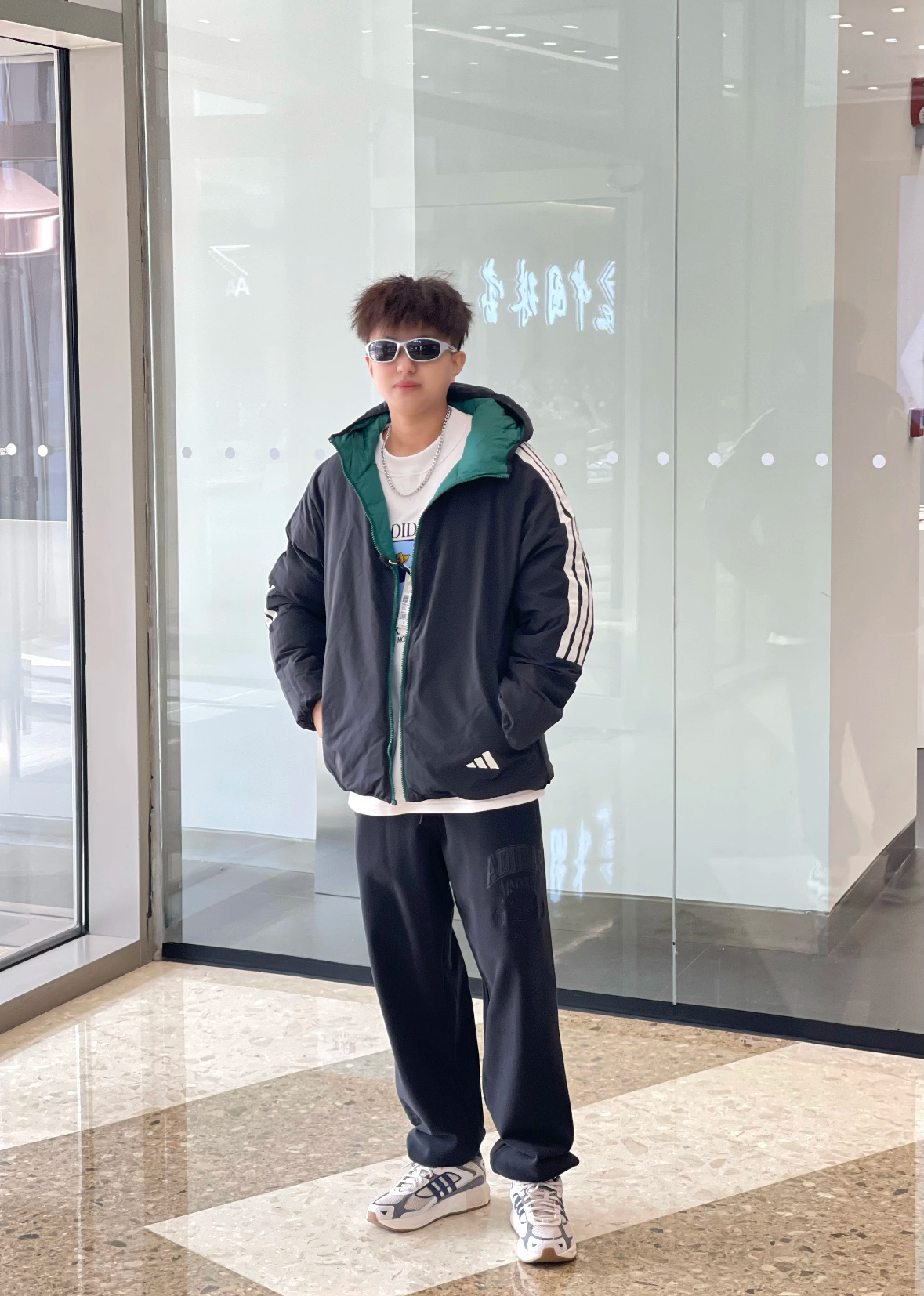 ADIDAS ダウンジャケット パーカー 2WAY 通勤カジュアル ミニサイズ マルチカラー - 画像 3