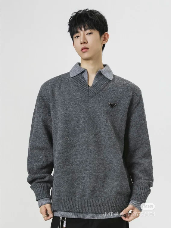 PRADA ニット セーター ポロネック ミニロゴ刺繍 上質デザイン ブラック/グレー/ベージュ レザー調タグ付き - 画像 2