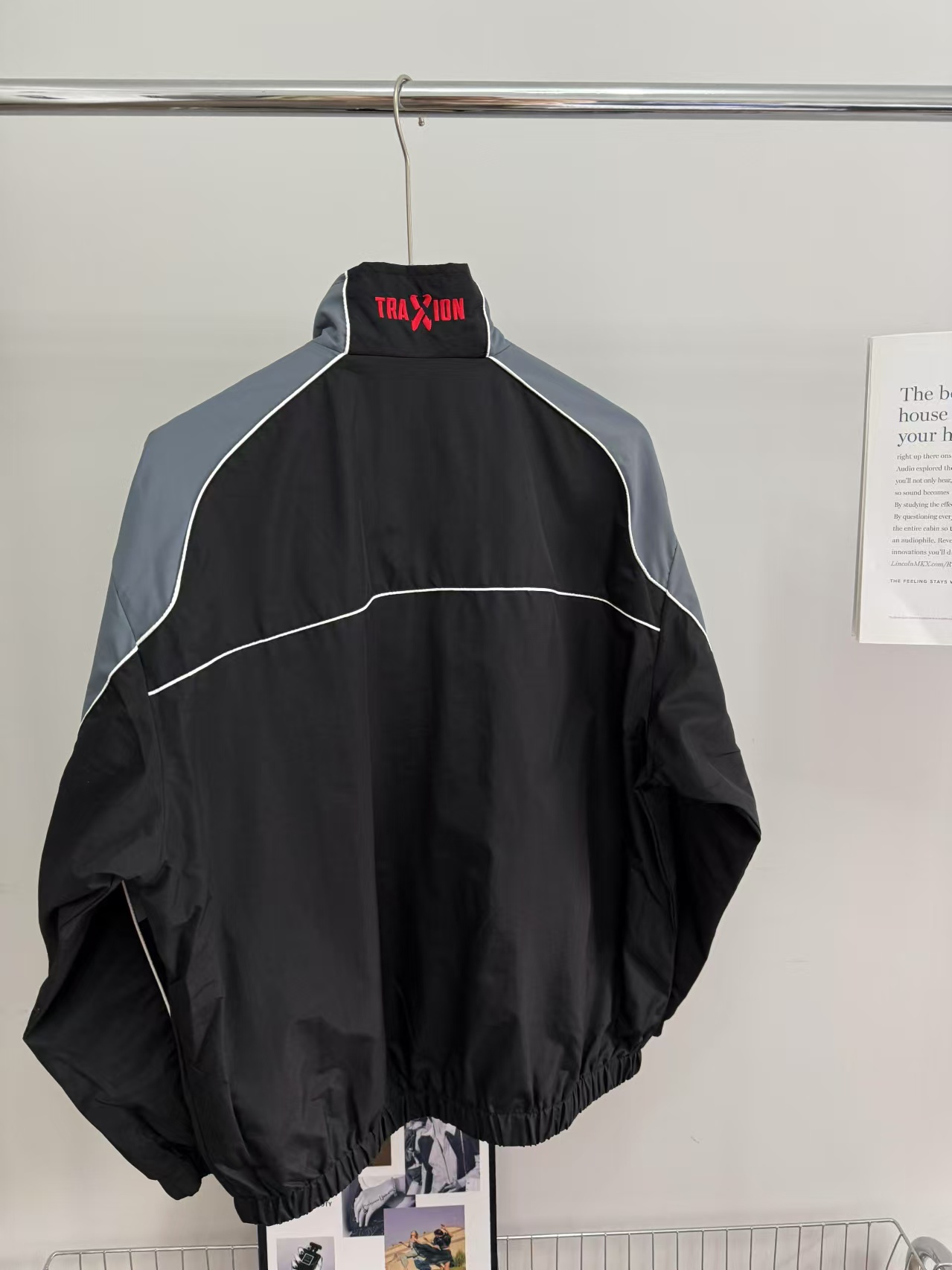 adidas トラックジャケット メンズ スポーツウェア カジュアル デザインロゴ 3色展開 ブラック ブルー グレー - 画像 6