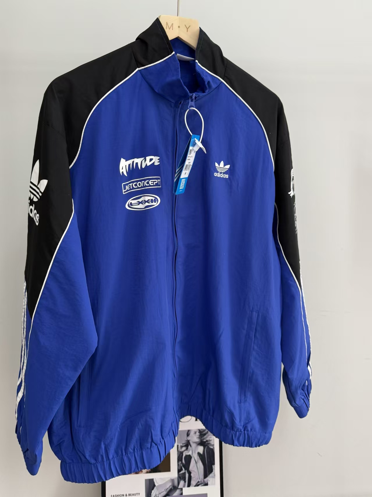 adidas トラックジャケット メンズ スポーツウェア カジュアル デザインロゴ 3色展開 ブラック ブルー グレー - 画像 9