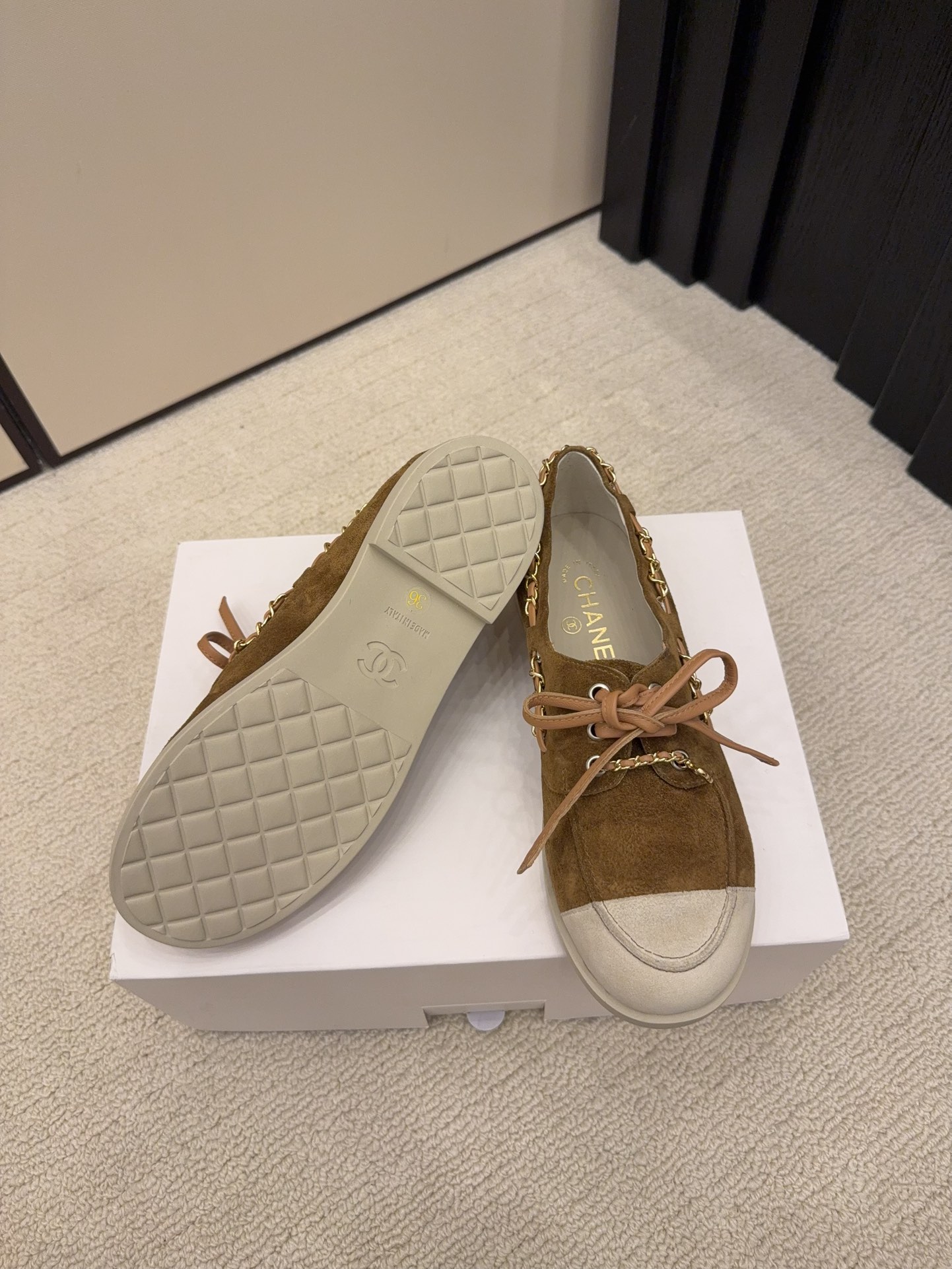 シャネル シューズ レディース メンズ 兼用 デコネイビー シンプル ブラウン 2WAY 丸洗いOK 黒 ホワイト 靴 - 画像 8