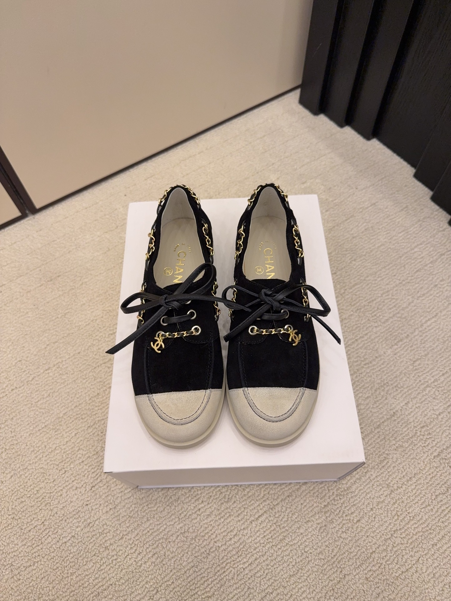 シャネル シューズ レディース メンズ兼用 ブラック 2WAY シンプル チェーン デザイン 靴 シューズ 黒