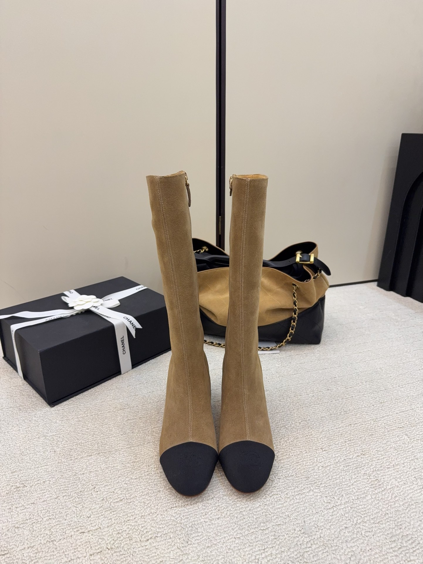 シャネル ショートブーツ レディース メンズ 兼用 通勤 通学 シンプル ベージュ 黒 37C