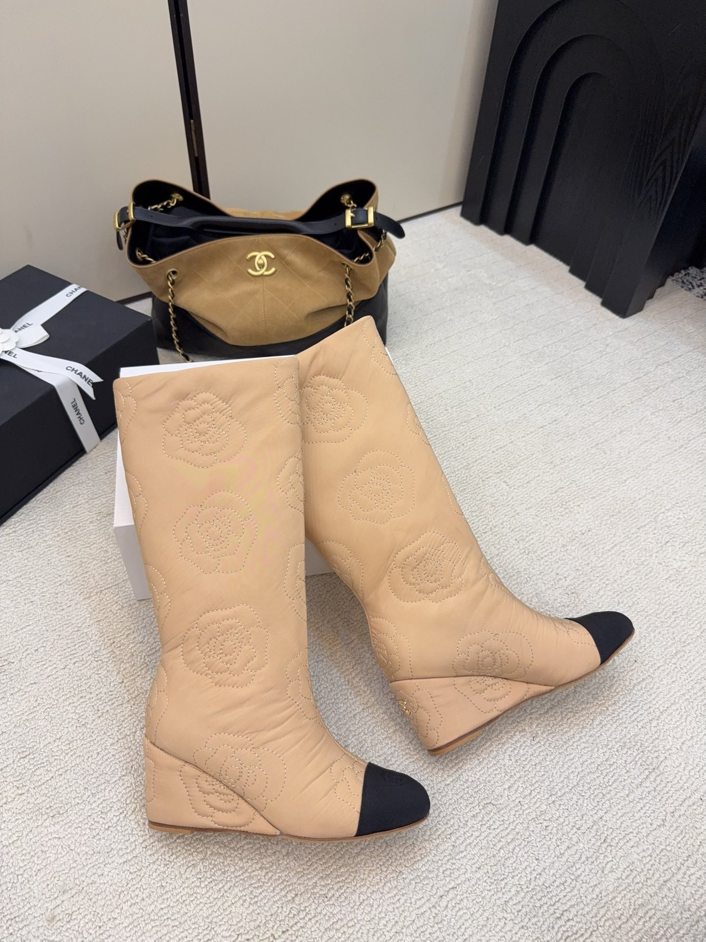シャネル シューズ 長靴 レディース メンズ 兼用 シンプル レトロ ベージュ 黒 37C - 画像 4
