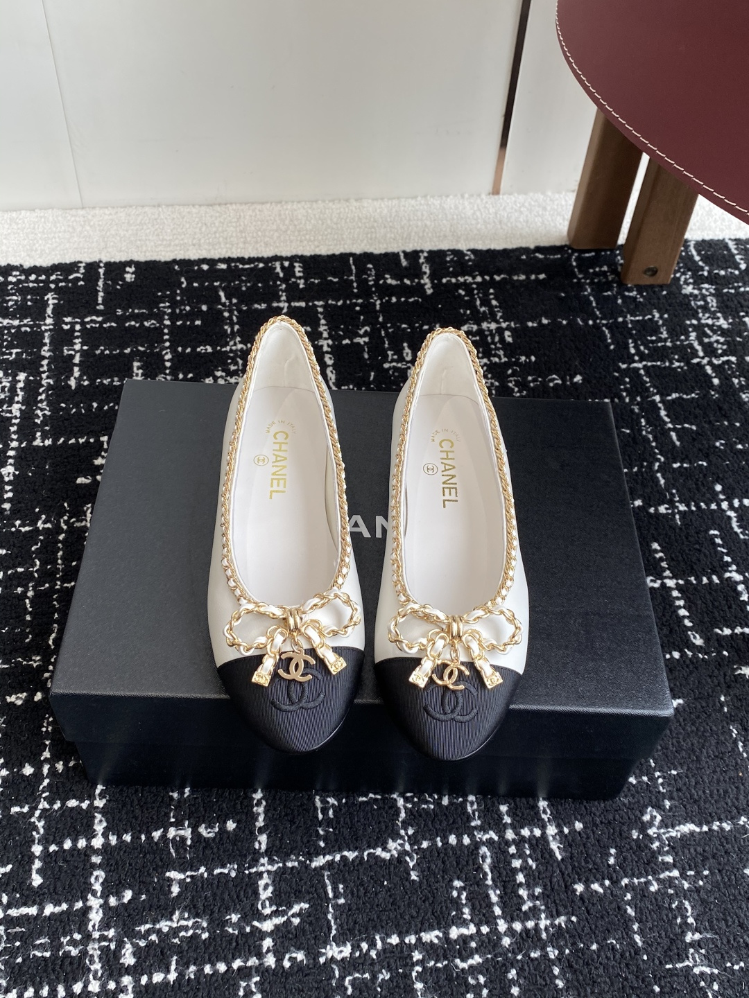 シャネル フラット レディース メンズ兼用 通勤 通学 北欧風 レトロ 黒 白 36C ｜ 36C