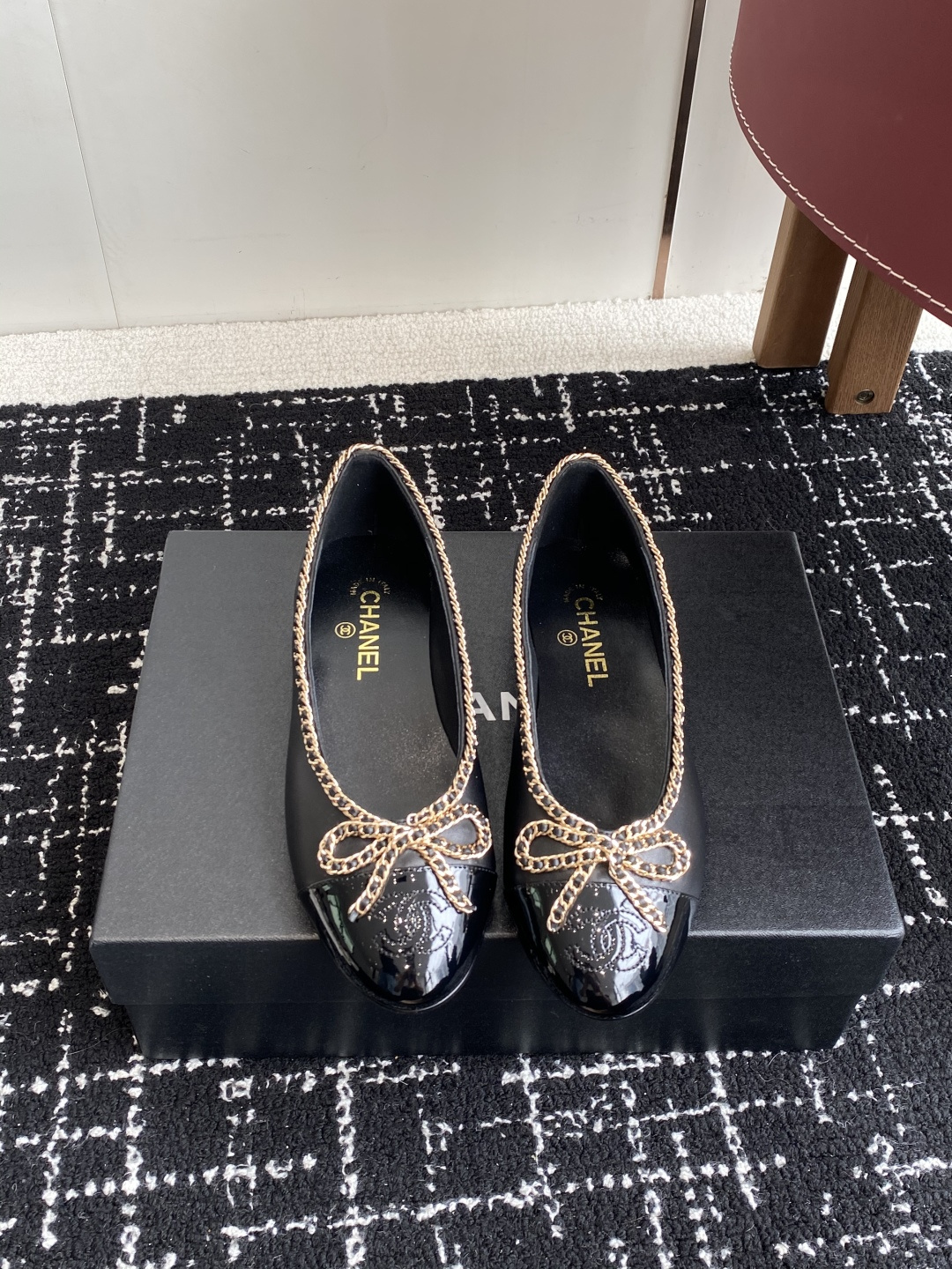 シャネル チェーンフラット レディース メンズ兼用 通勤 通学 高級感 黒