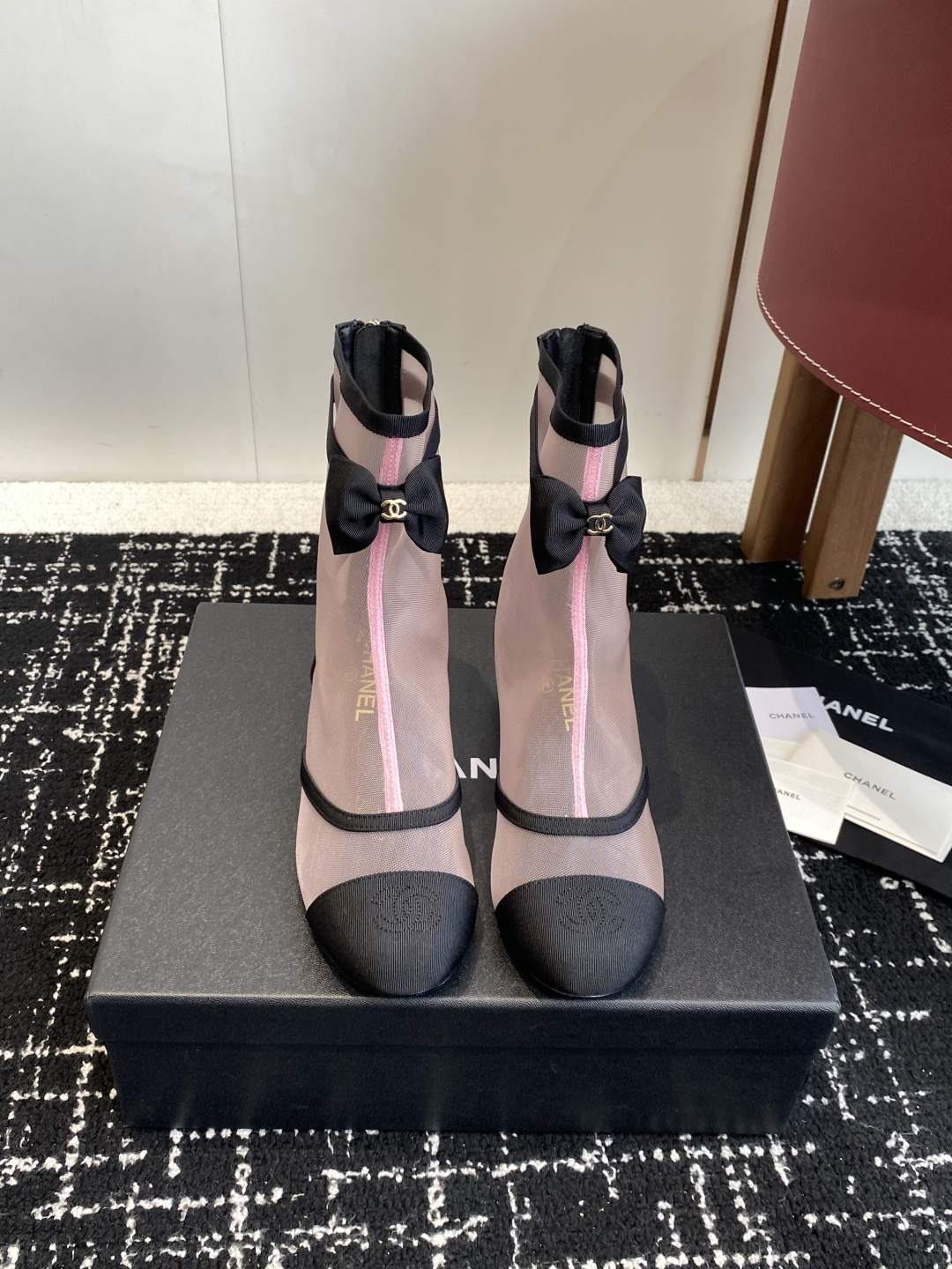 シャネル シャネル ファッションブーツ レディース メンズ兼用 通勤 通学 スタイリッシュ ピンク ブラック 黒 36C