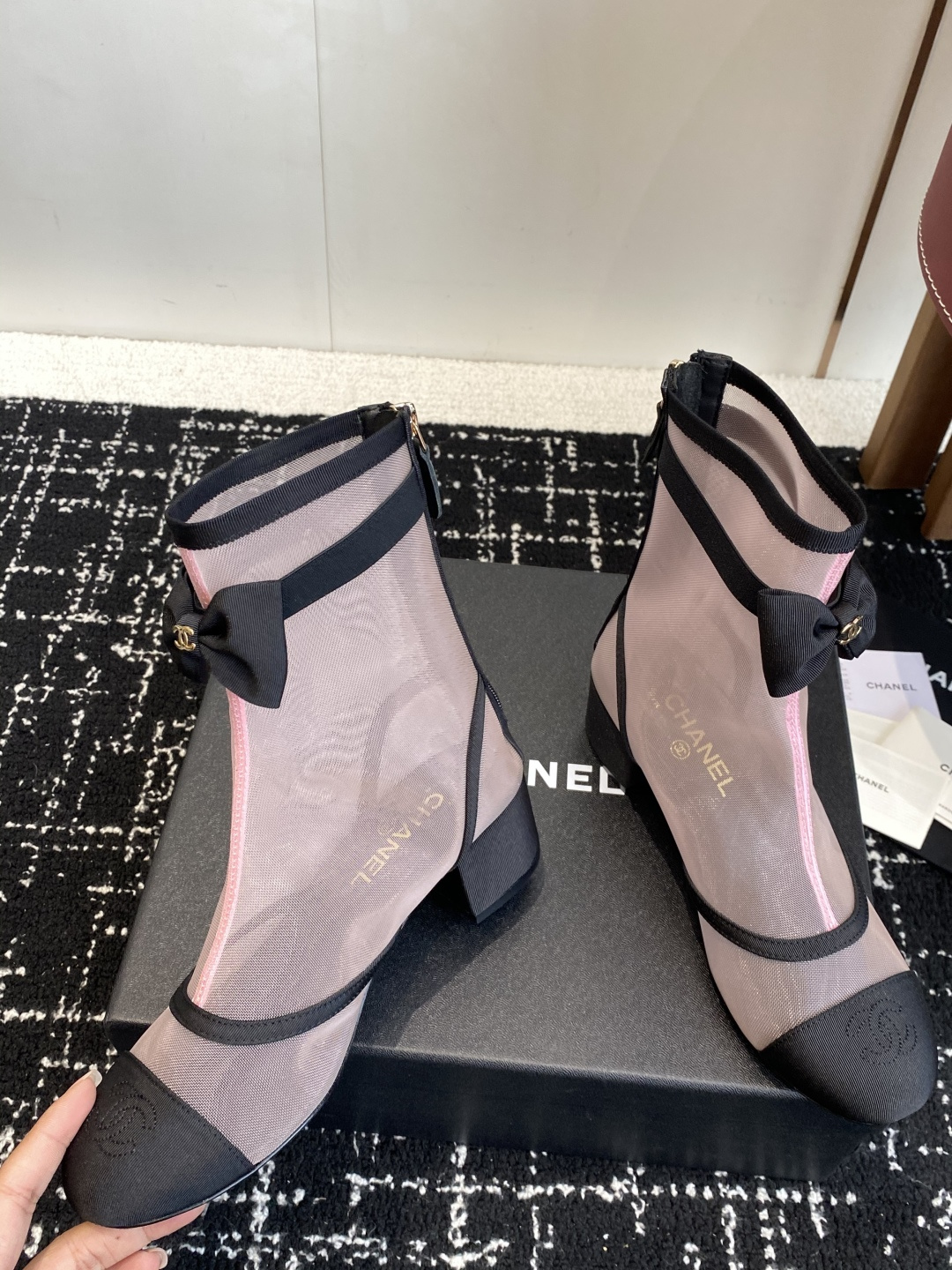 シャネル シャネル ファッションブーツ レディース メンズ兼用 通勤 通学 スタイリッシュ ピンク ブラック 黒 36C - 画像 7