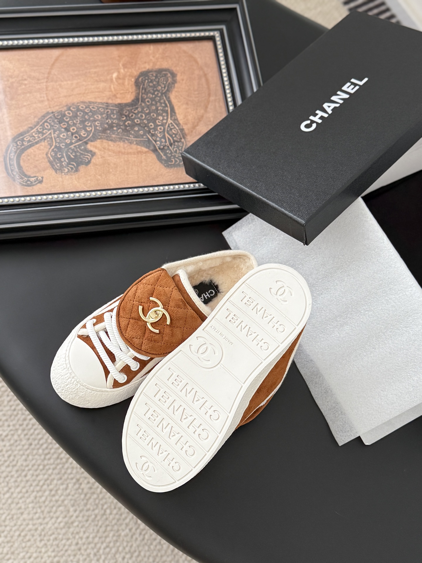 CHANEL シューズ レディース メンズ 兼用 フラットシューズ シューズ ベージュ 通勤 通学 保温 2WAY シンプル あたたかい 靴 かわいい おしゃれ ブランド 本革 細かい加工 送料無料 - 画像 5