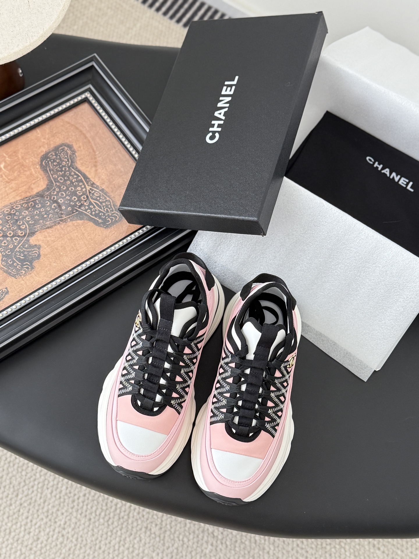 シャネル レディース メンズ 兼用 シューズ ファッション レディース メンズ 兼用 スニーカー ピンク ホワイト ブラック 吸水速乾 通勤 通学 旅行 丸洗いOK 黒 白 ベージュ