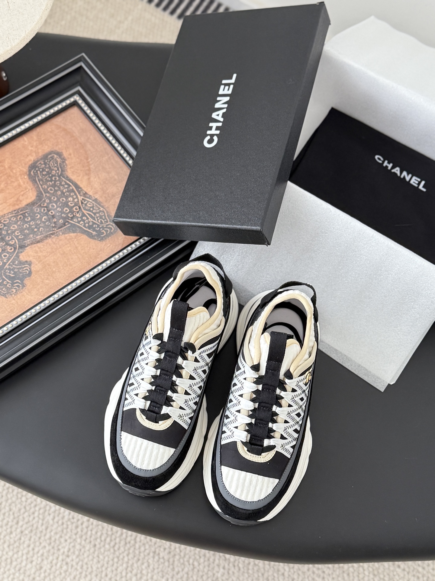 シャネル レディース メンズ 兼用 スニーカー ブラック ホワイト 通勤 通学 2WAY シンプル 高級感