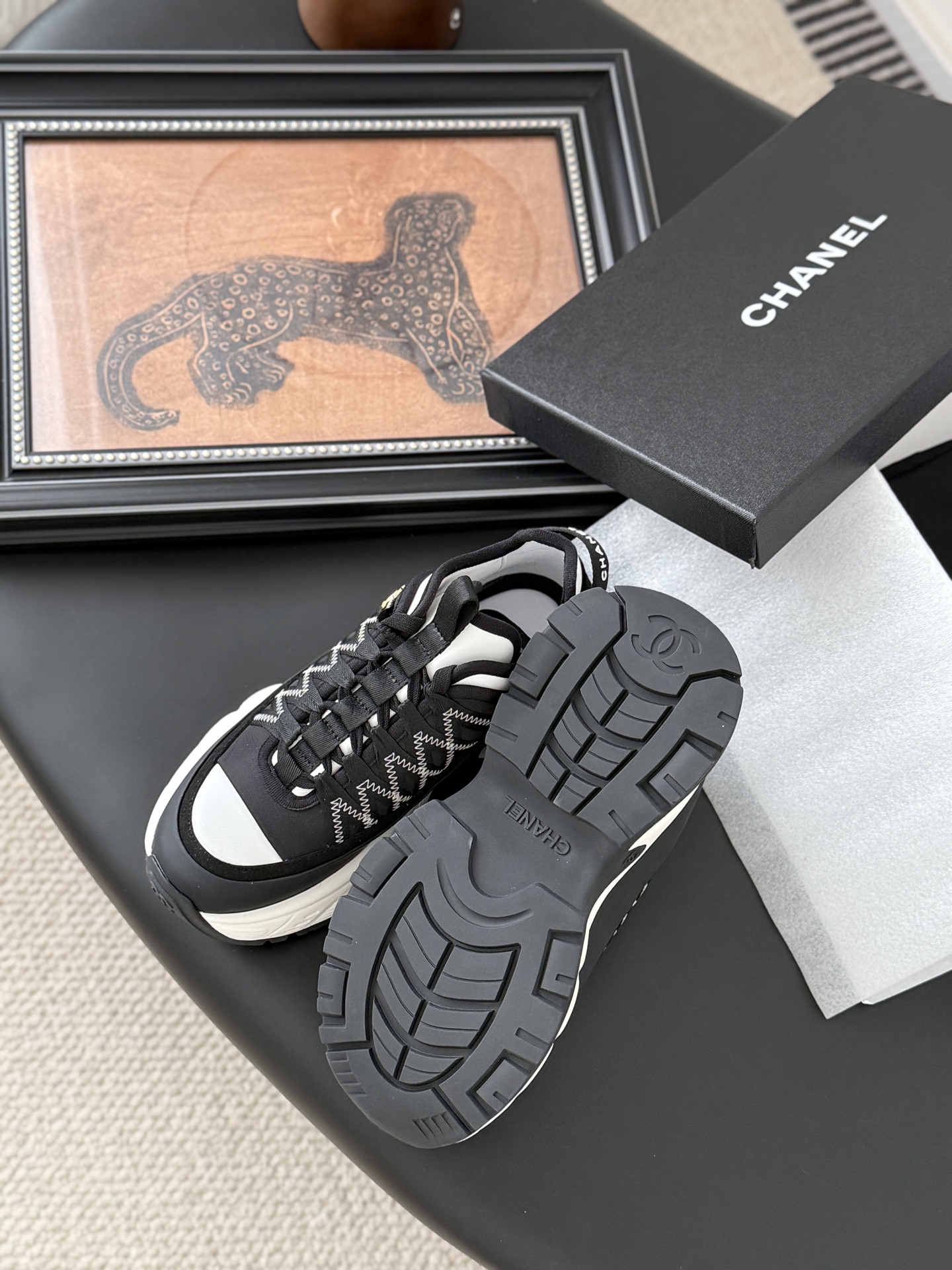 シャネル スニーカー レディース メンズ 兼用 通勤 通学 シンプル 黒 白 - 画像 5