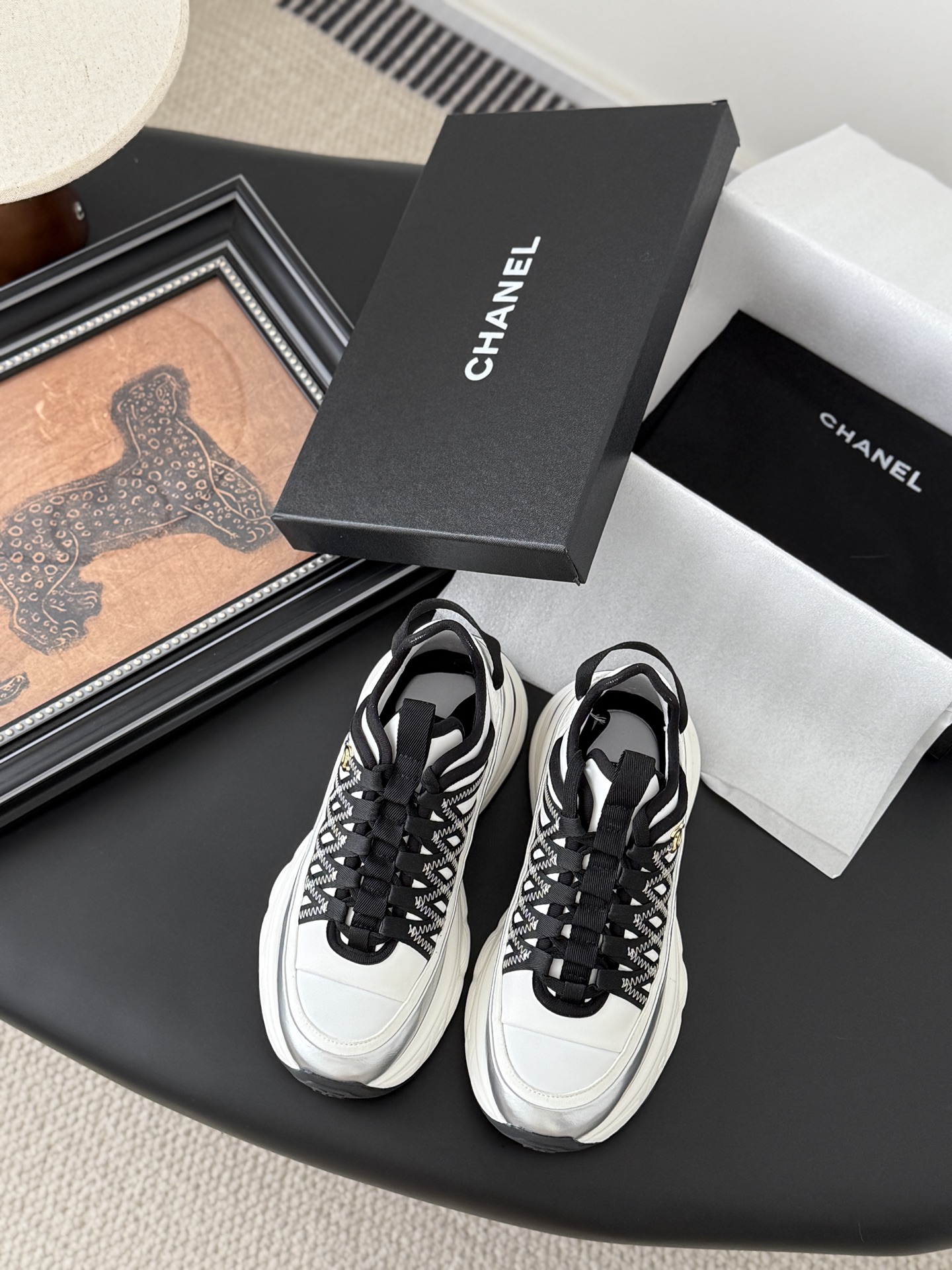 シャネル シューズ レディース メンズ 兼用 ファッション スニーカー 靴 A4対応 軽量 ブラック ホワイト 2WAY