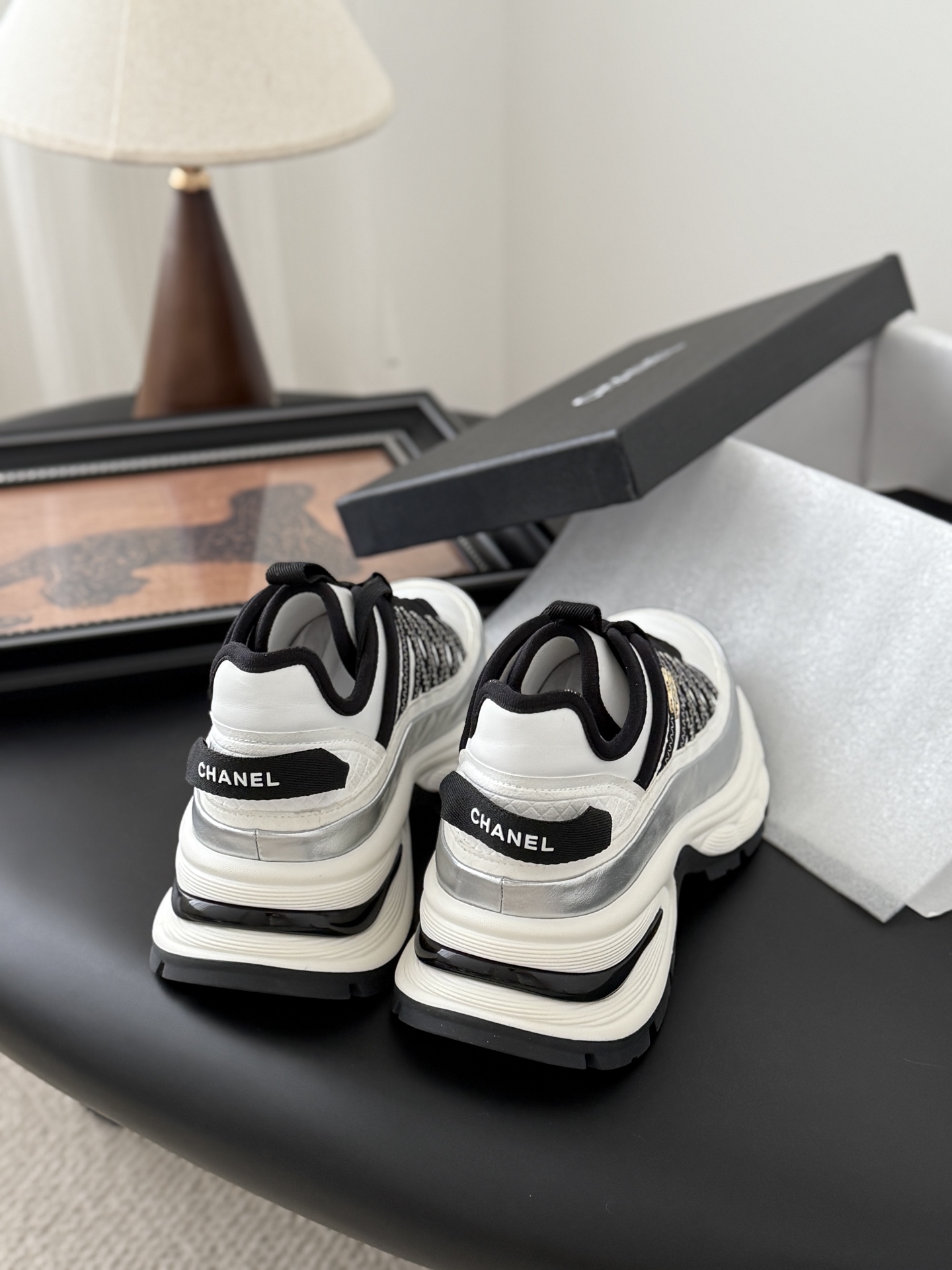 シャネル シューズ レディース メンズ 兼用 ファッション スニーカー 靴 A4対応 軽量 ブラック ホワイト 2WAY - 画像 3