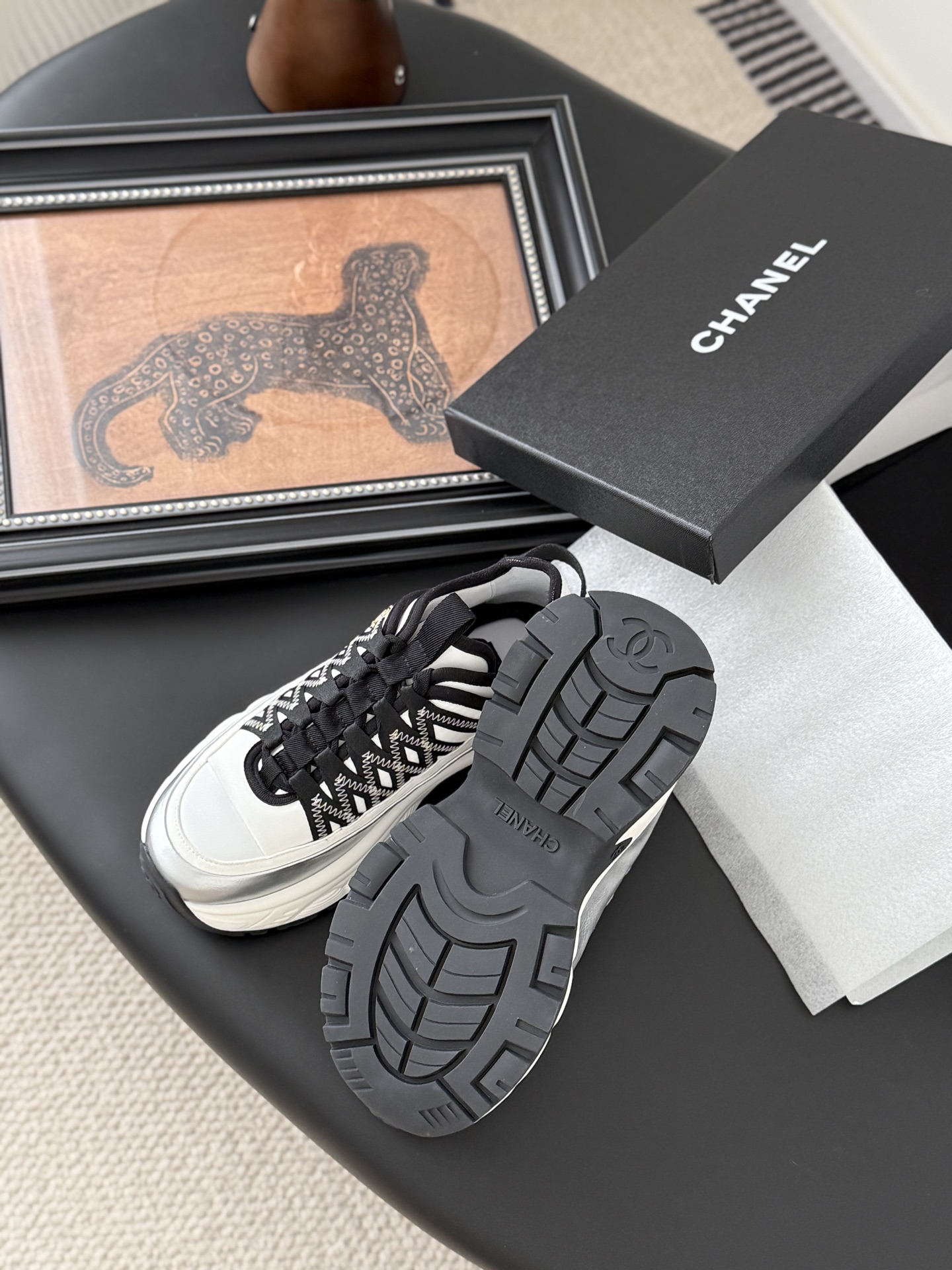 シャネル シューズ レディース メンズ 兼用 ファッション スニーカー 靴 A4対応 軽量 ブラック ホワイト 2WAY - 画像 5