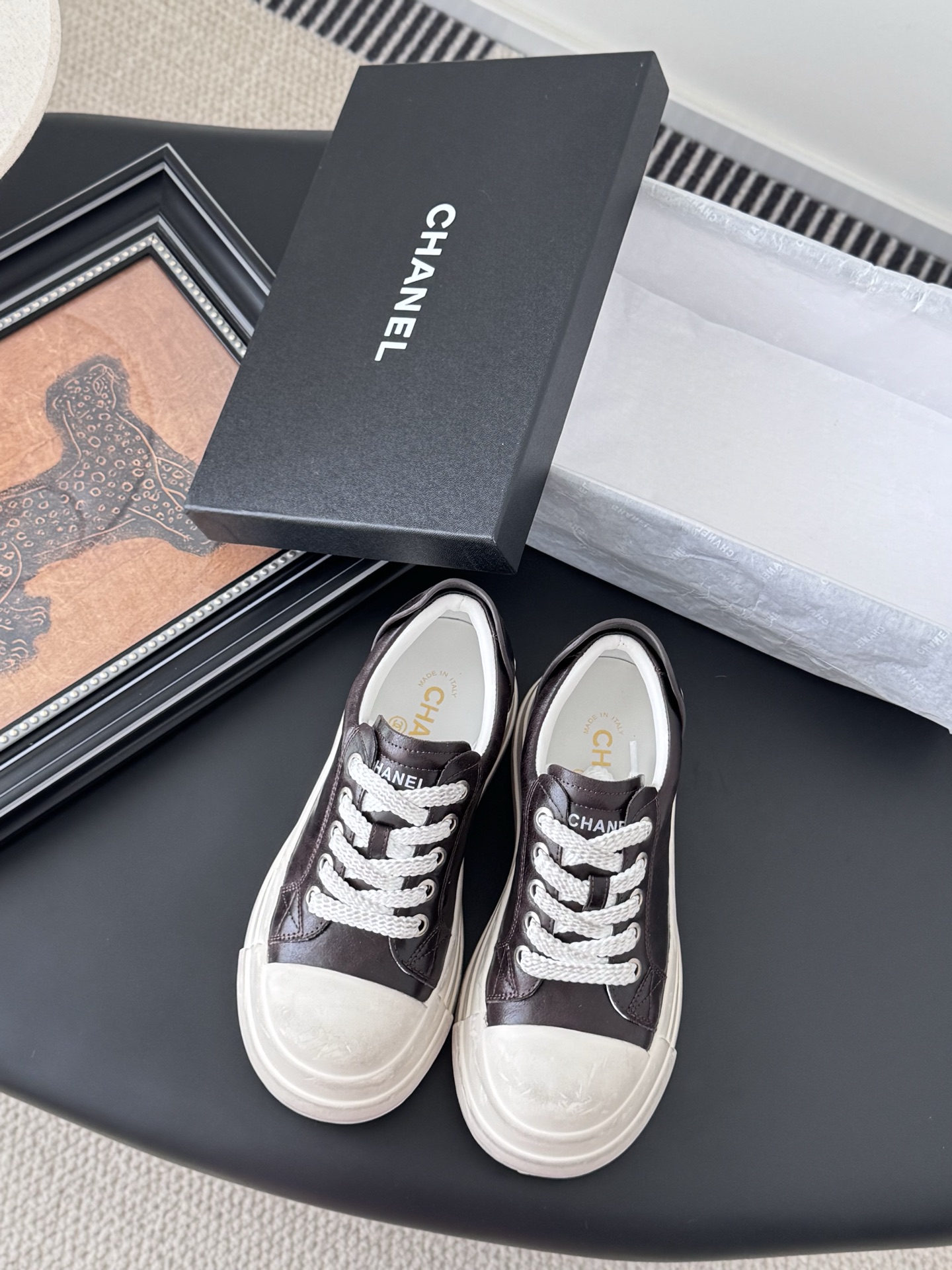 シャネル レディース メンズ 兼用 スニーカー 軽量 大容量 ブラック 白 レトロ ブラック 38 39 40 41 42 43