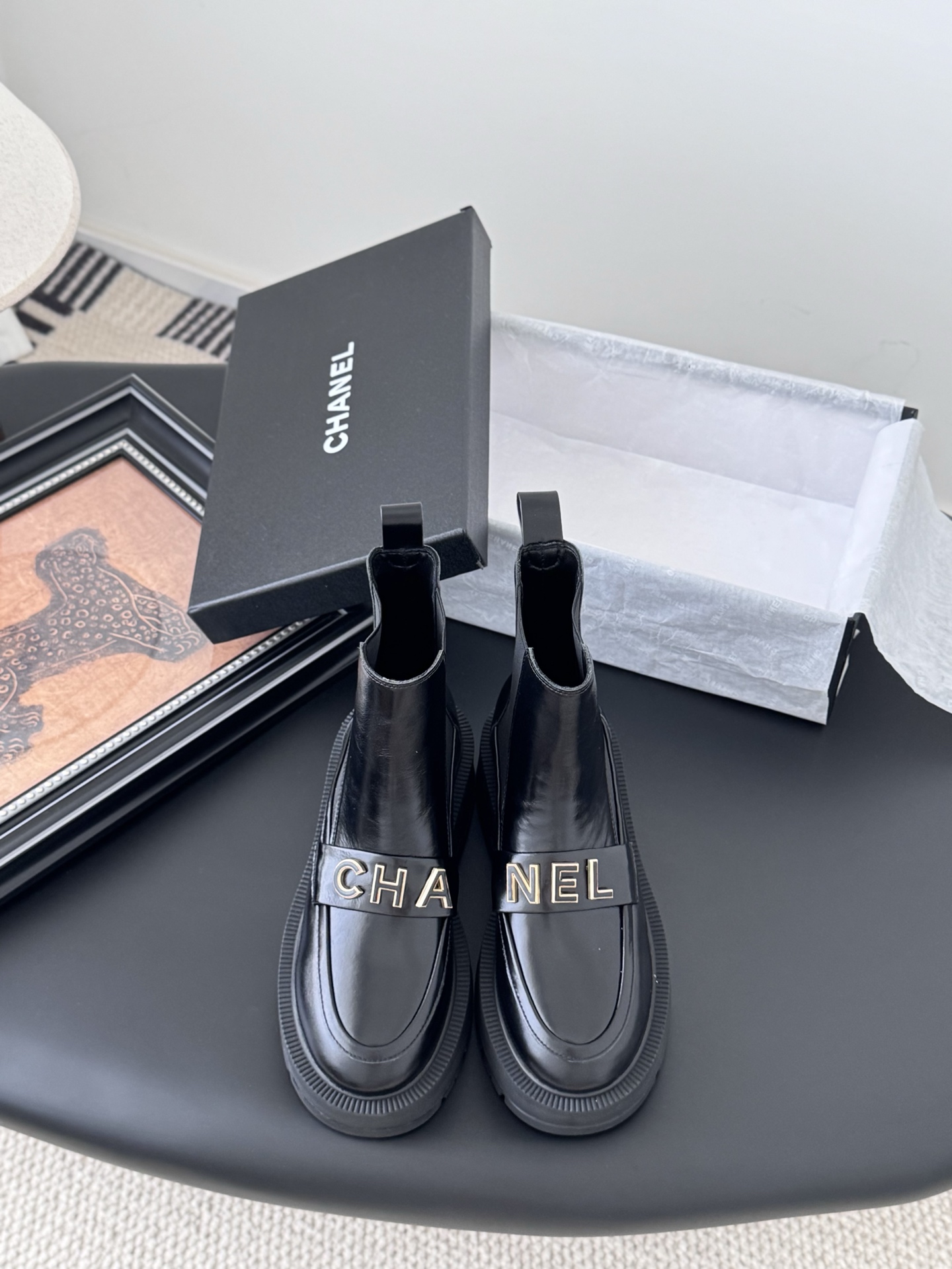 シャネル チャンル シンプル レディース メンズ 兼用 ブーツ 黒 2WAY 撥水 高級感 通勤 通学