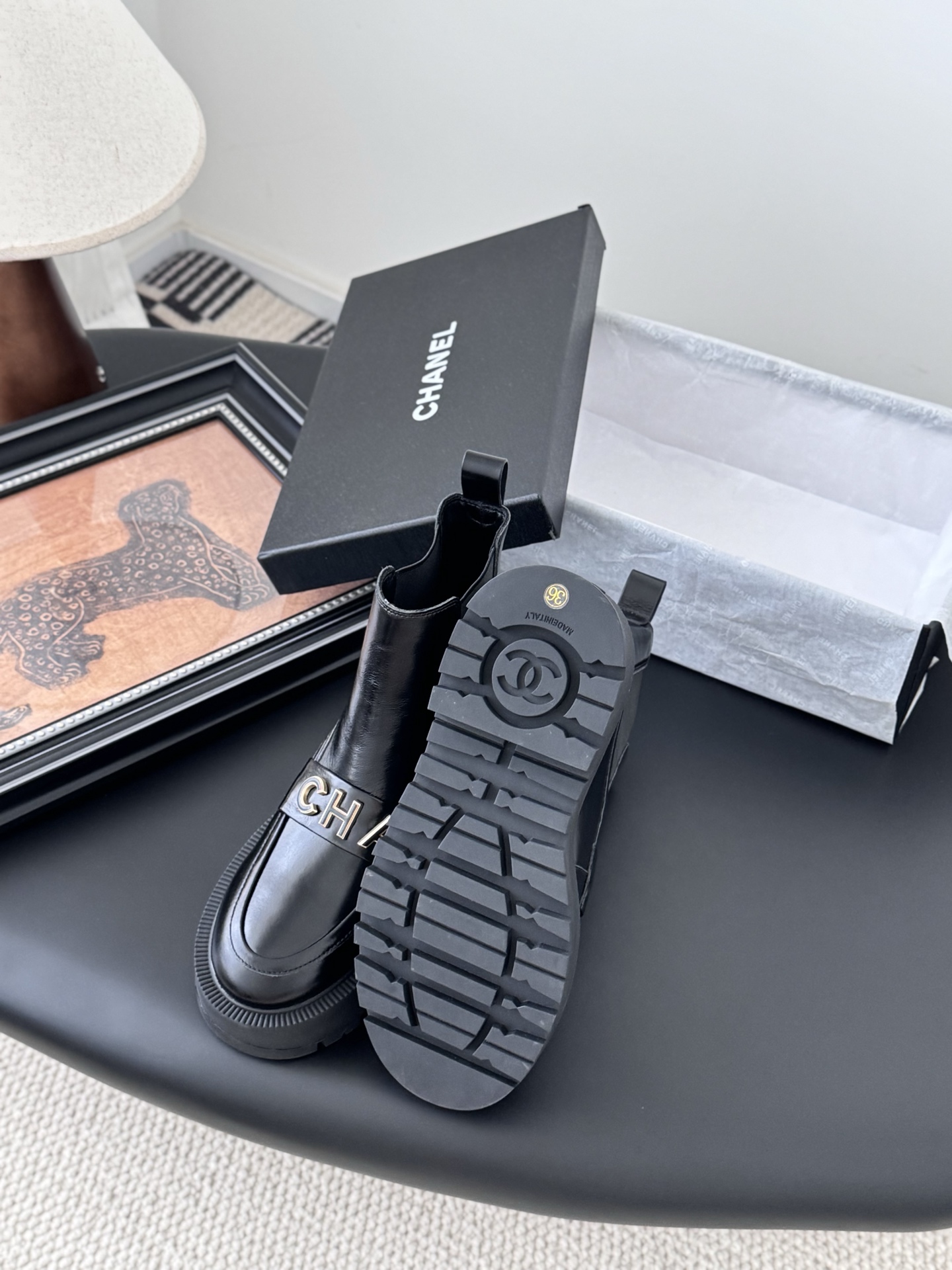 シャネル チャンル シンプル レディース メンズ 兼用 ブーツ 黒 2WAY 撥水 高級感 通勤 通学 - 画像 4