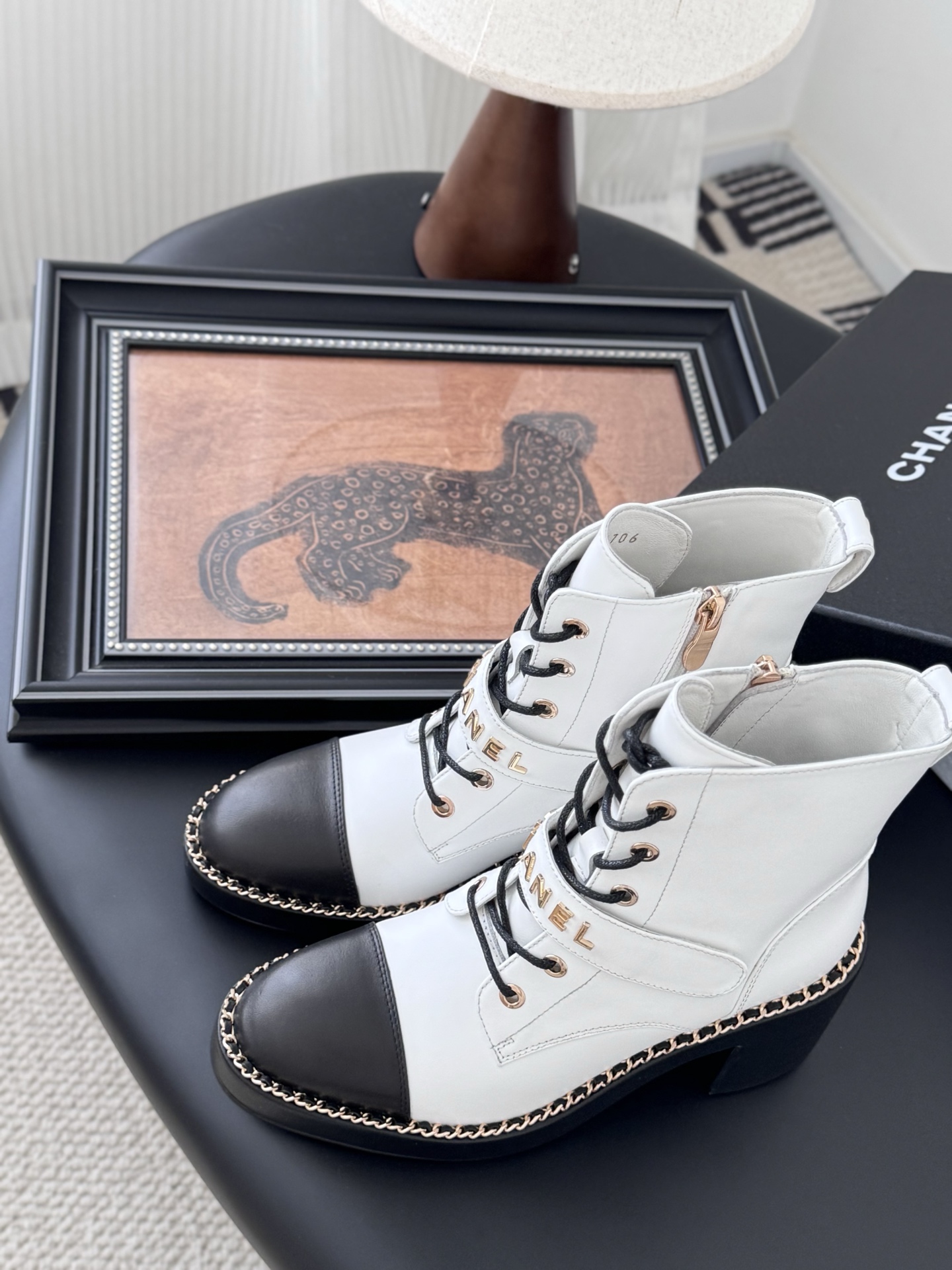 シャネル シューズ レディース メンズ 兼用 ブーツ ブラック ホワイト シンプル 通勤 通学 2WAY サイドジップ ファッション ブーツ 36 37 38 39 40 41 42 - 画像 5
