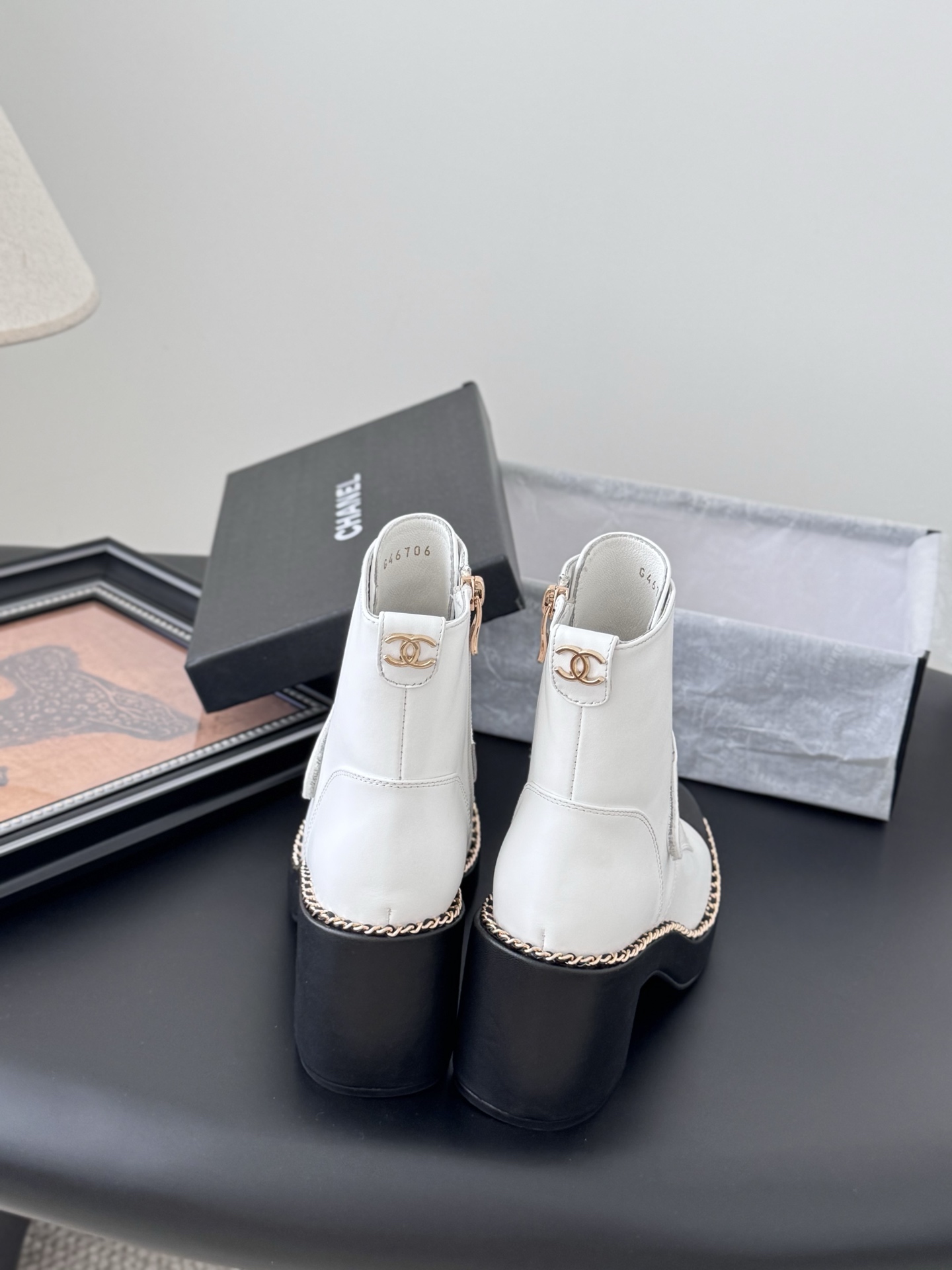 シャネル シューズ レディース メンズ 兼用 ブーツ ブラック ホワイト シンプル 通勤 通学 2WAY サイドジップ ファッション ブーツ 36 37 38 39 40 41 42 - 画像 6
