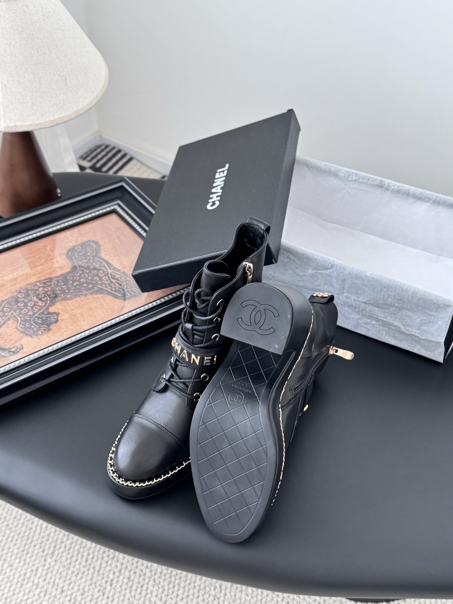 シャネル チェーン付き ブーツ レディース メンズ 兼用 通勤 通学 黒 38 39 40 41 42 - 画像 4