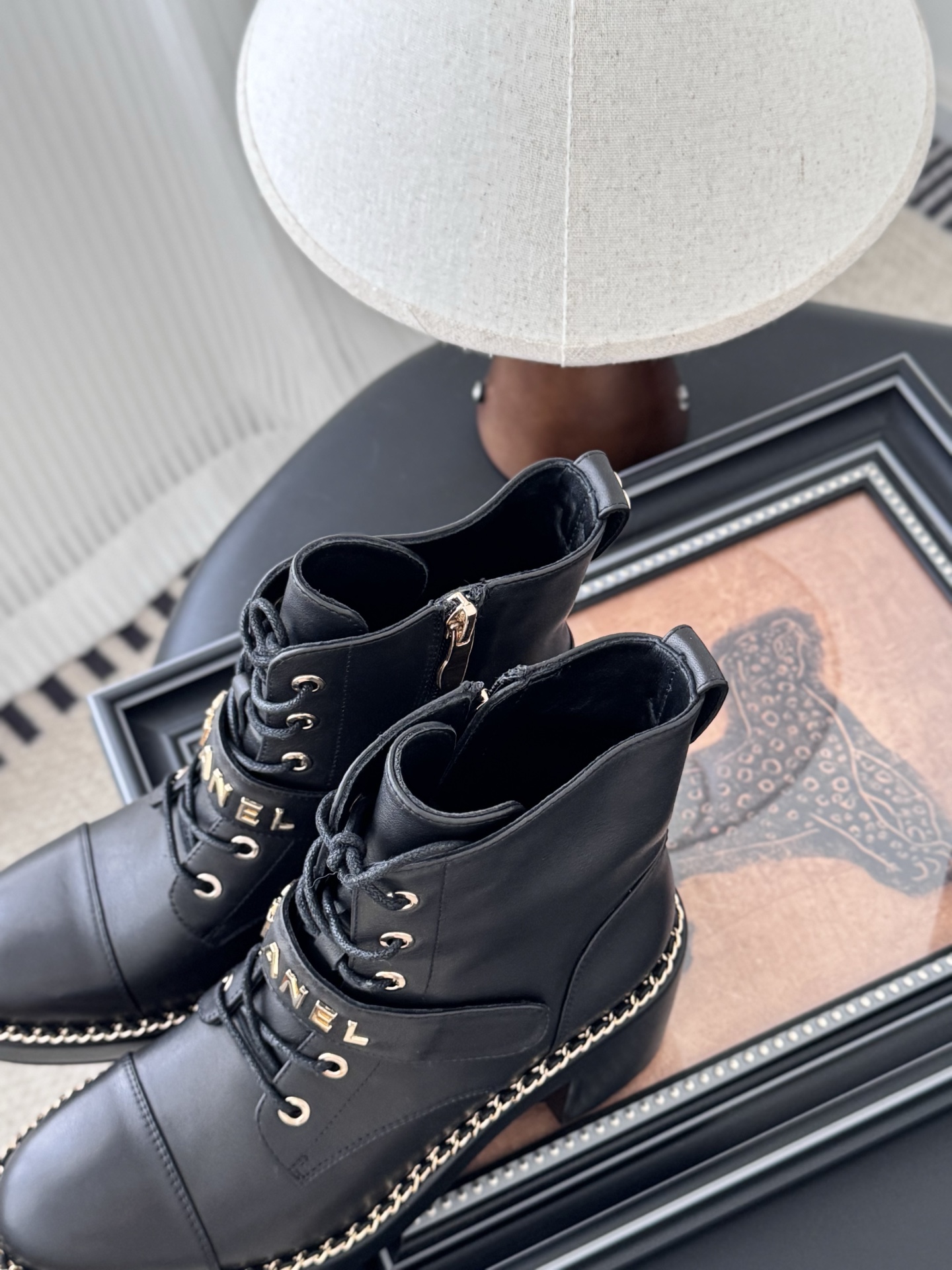 シャネル チェーン付き ブーツ レディース メンズ 兼用 通勤 通学 黒 38 39 40 41 42 - 画像 8