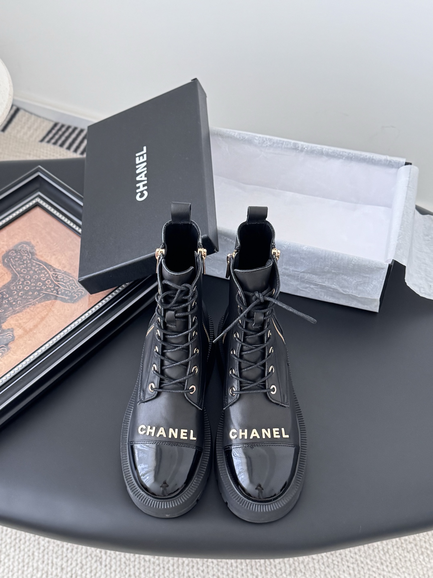 CHANEL シャネル ブーツ レディース メンズ 兼用 通勤 通学 高級感 黒
