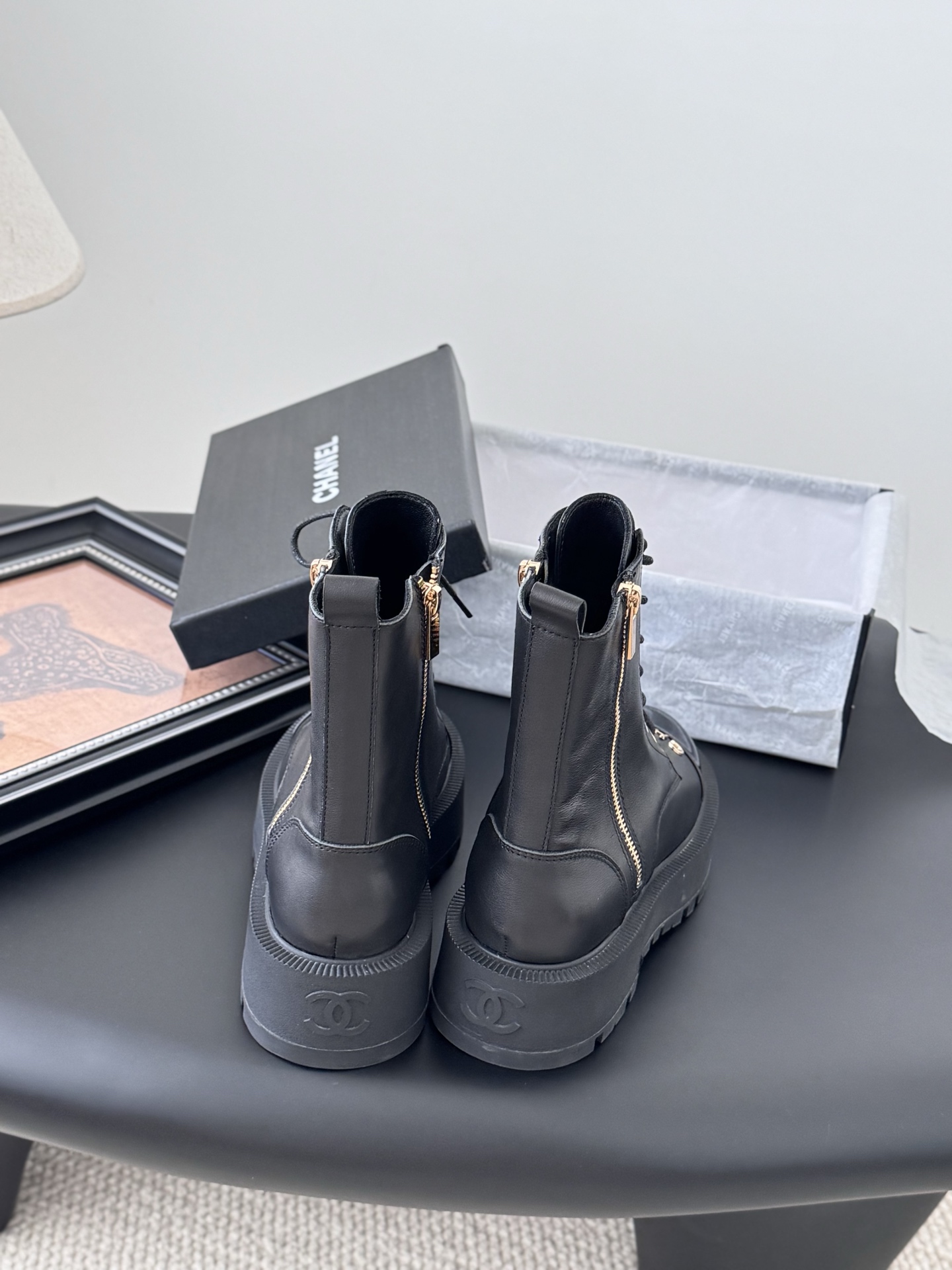 CHANEL シャネル ブーツ レディース メンズ 兼用 通勤 通学 高級感 黒 - 画像 6