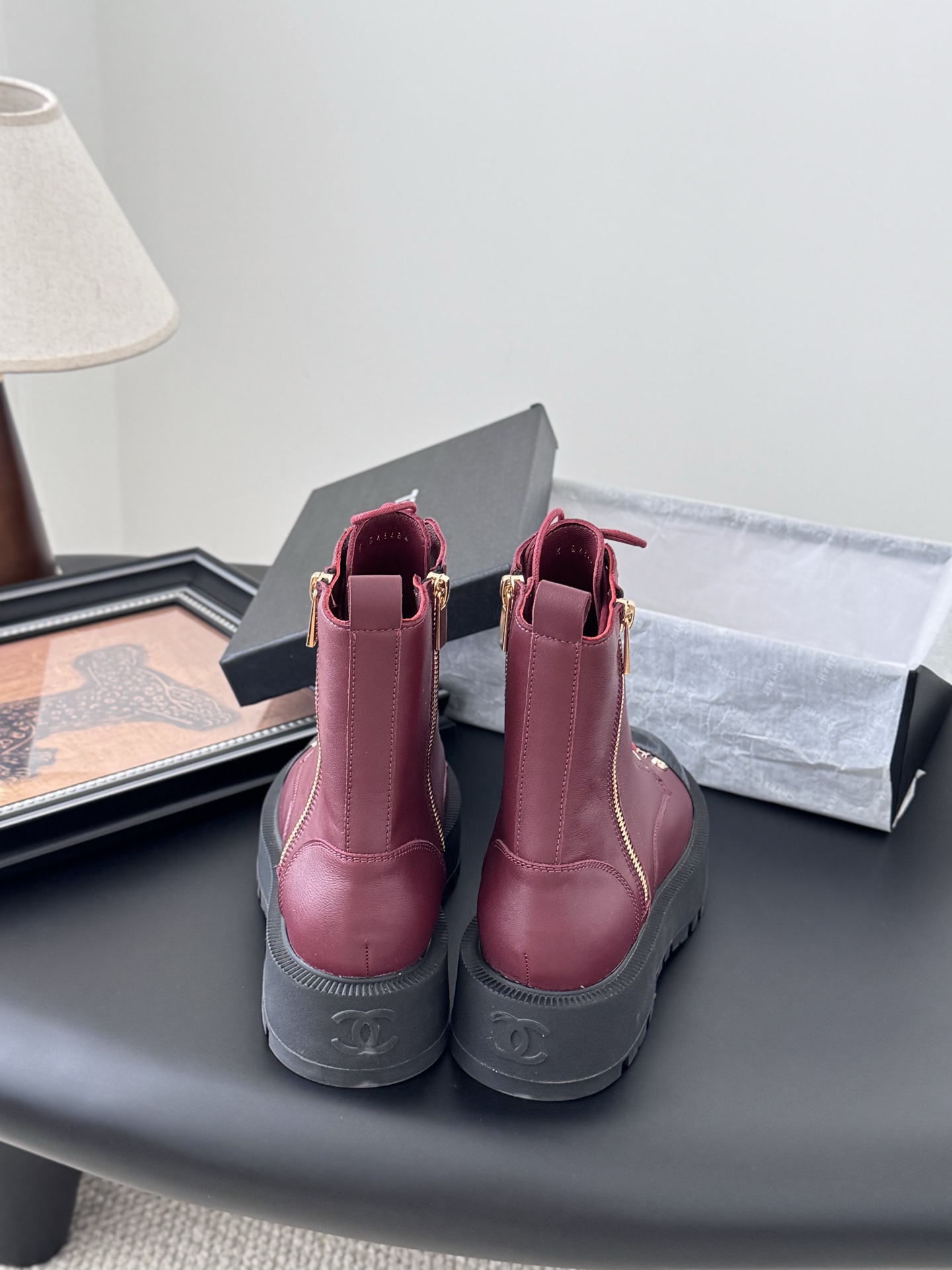 CHANEL シャネル ブーツ 本革 フラットシューズ 通勤 ブラック マルーン 全2色 - 画像 6